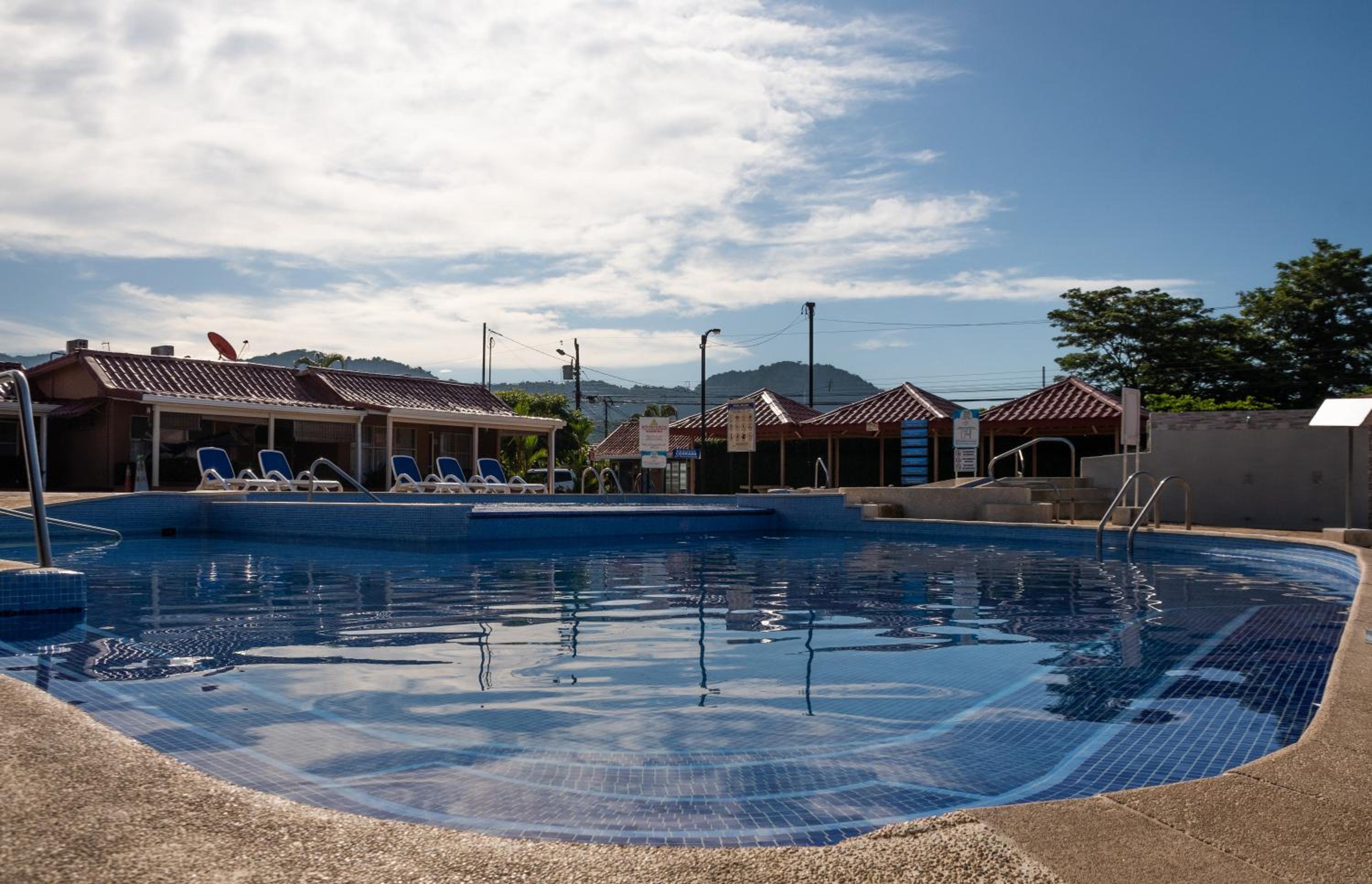 Family Beach Villa C29 2BD Near Ocean