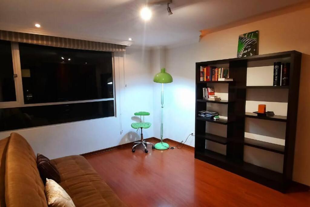 Departamento frente al Centro Corporativo Ekopark