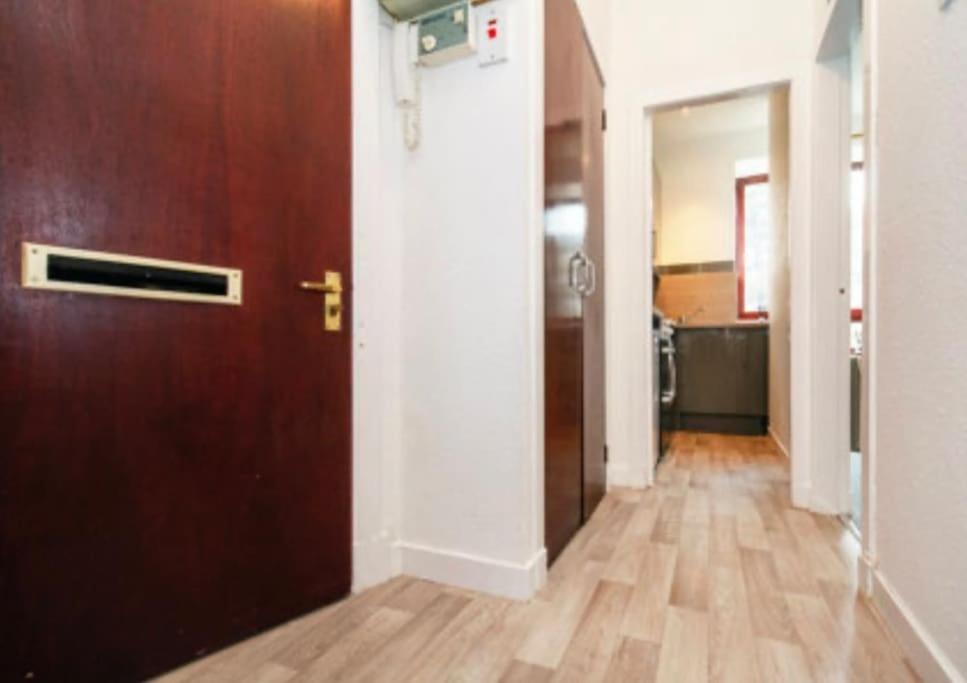 21 Stafford Street (GFR) view 4