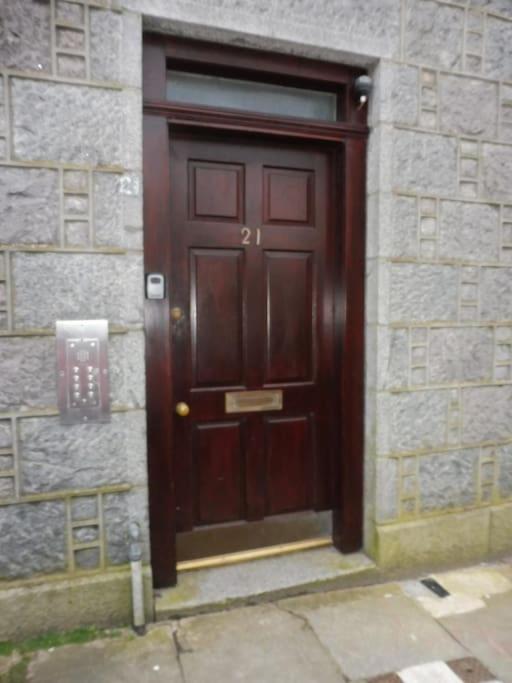 21 Stafford Street (GFR) view 3