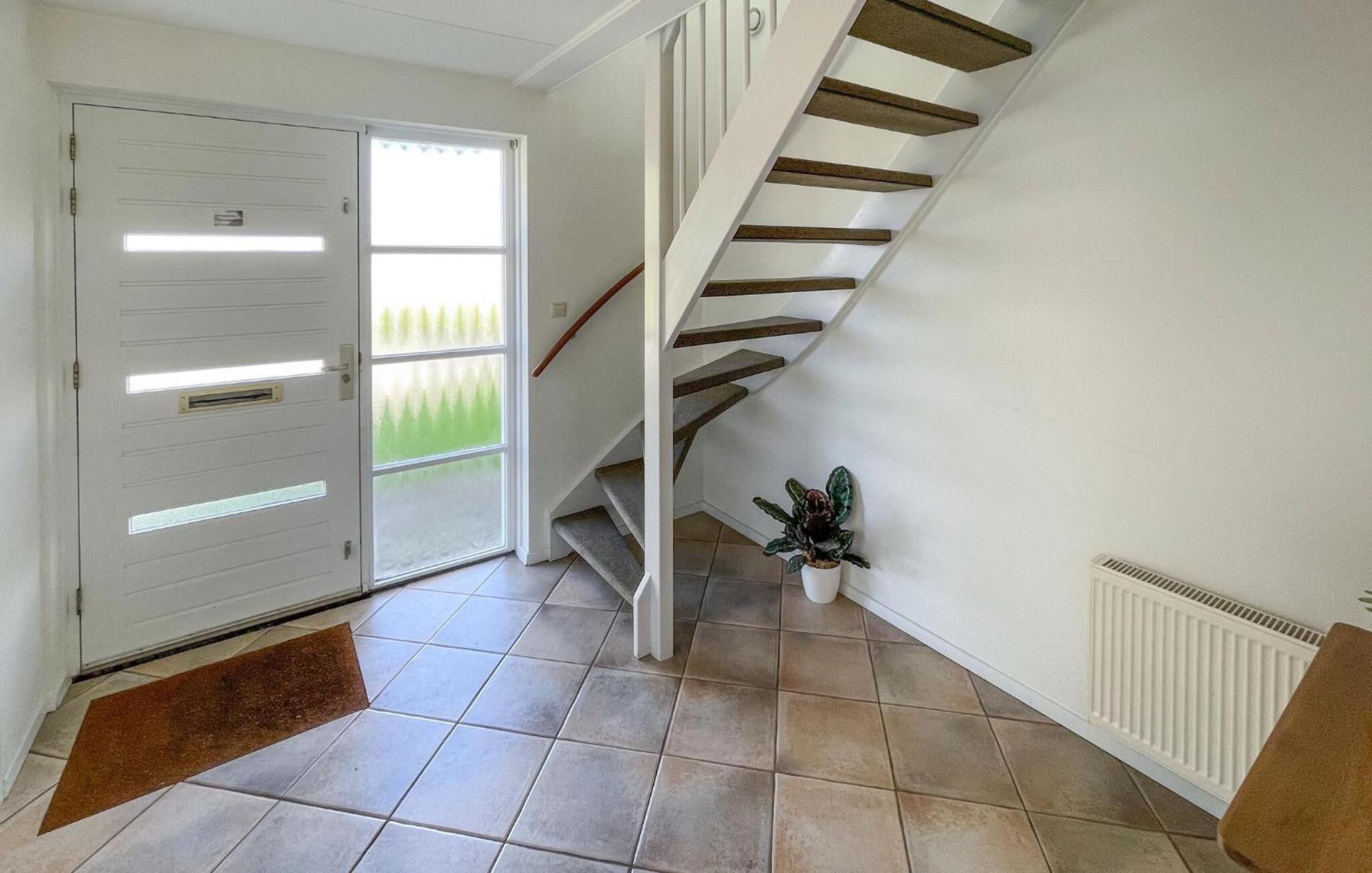 3 Bedroom Beautiful Home In Makkum