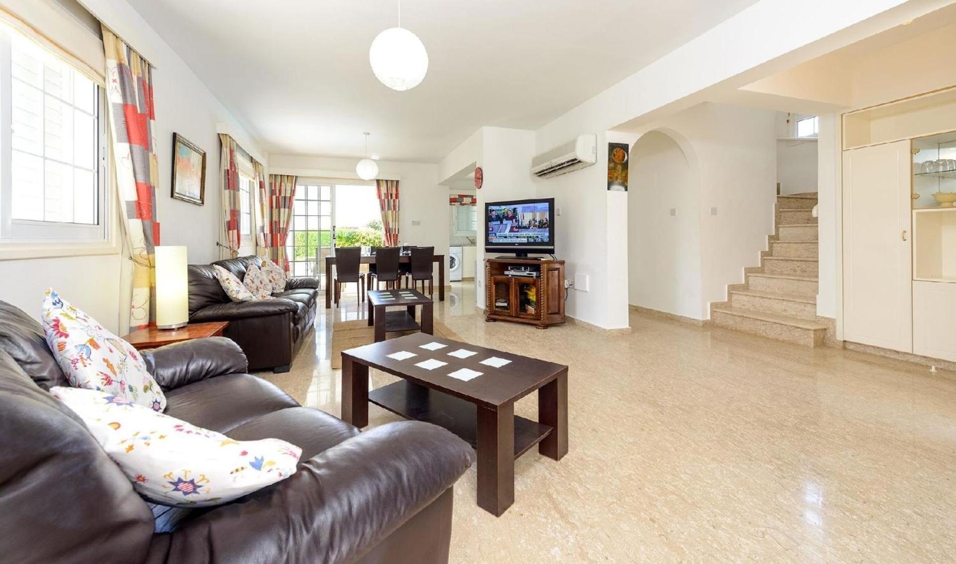 Ferienhaus mit Privatpool für 6 Personen ca 180 qm in Agia Napa, Südküste von Zypern