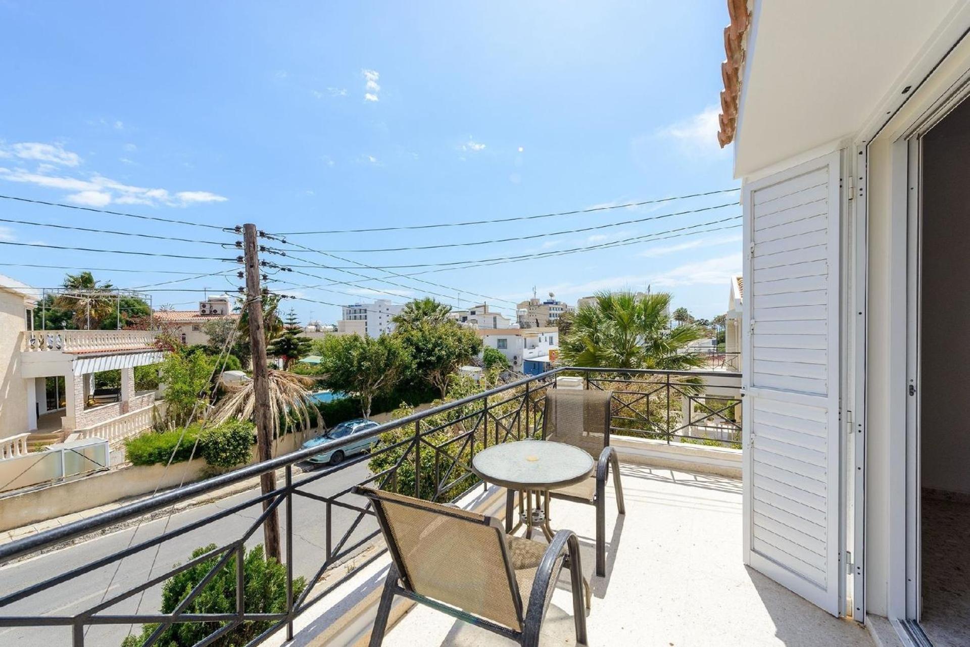 Ferienhaus mit Privatpool für 6 Personen ca 180 qm in Agia Napa, Südküste von Zypern