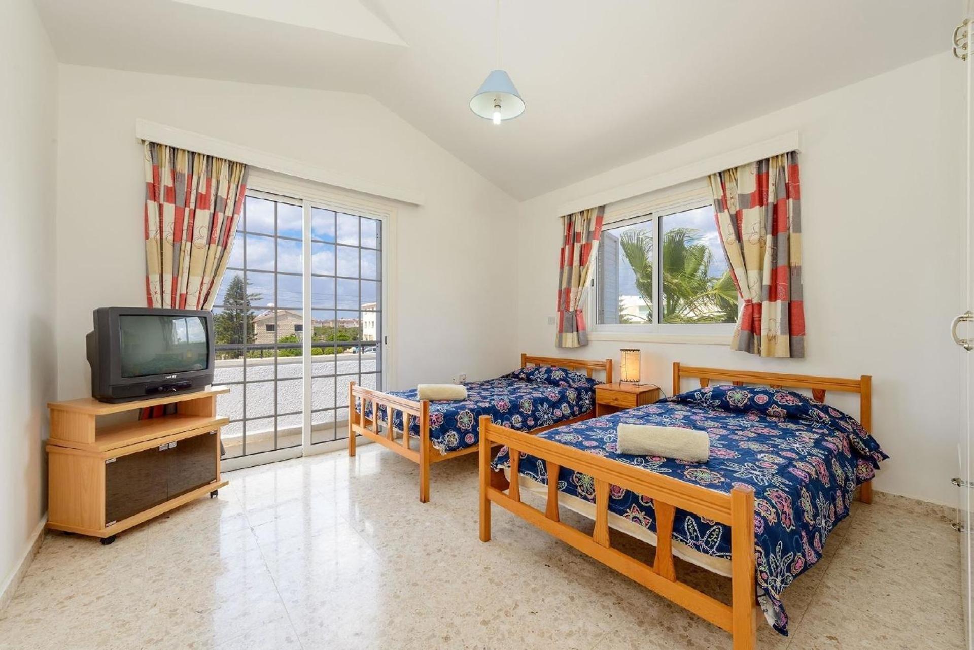 Ferienhaus mit Privatpool für 6 Personen ca 180 qm in Agia Napa, Südküste von Zypern