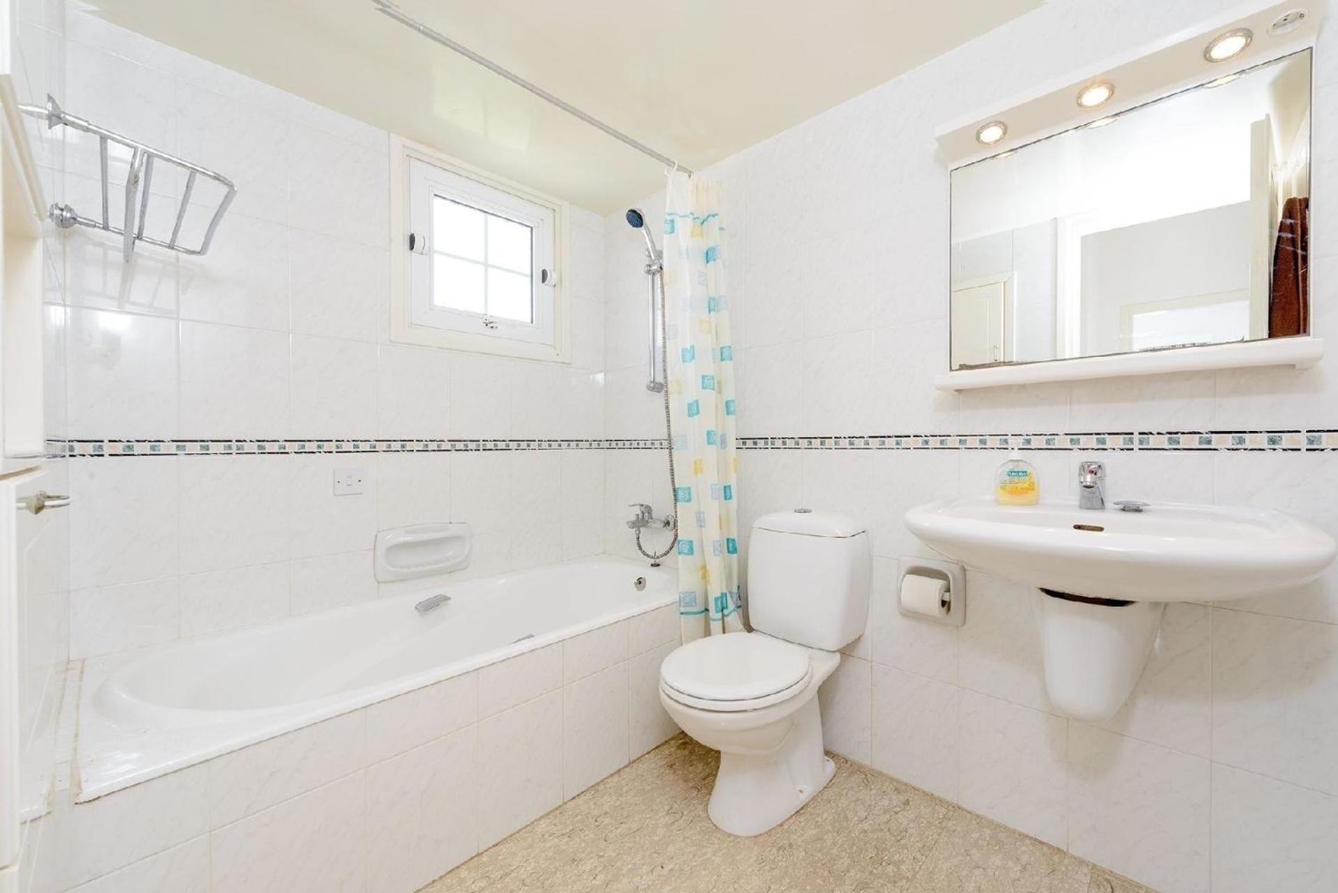 Ferienhaus mit Privatpool für 6 Personen ca 180 qm in Agia Napa, Südküste von Zypern