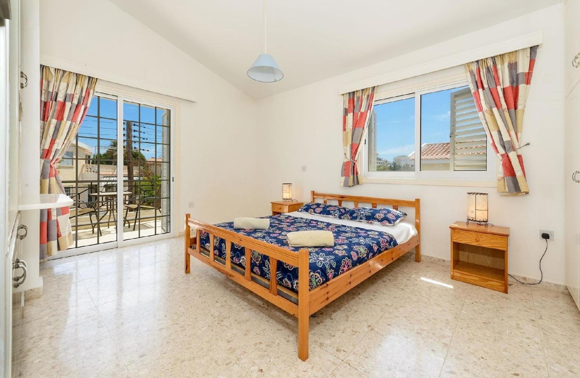 Ferienhaus mit Privatpool für 6 Personen ca 180 qm in Agia Napa, Südküste von Zypern