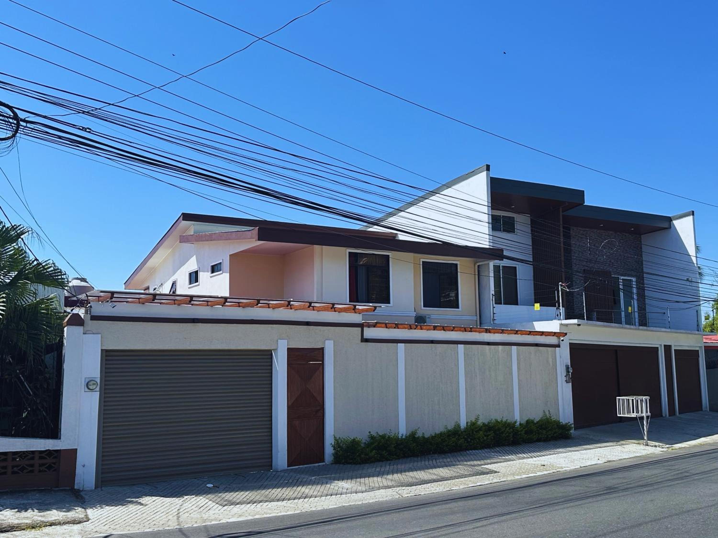 Casa Grande con Vista al Mar!