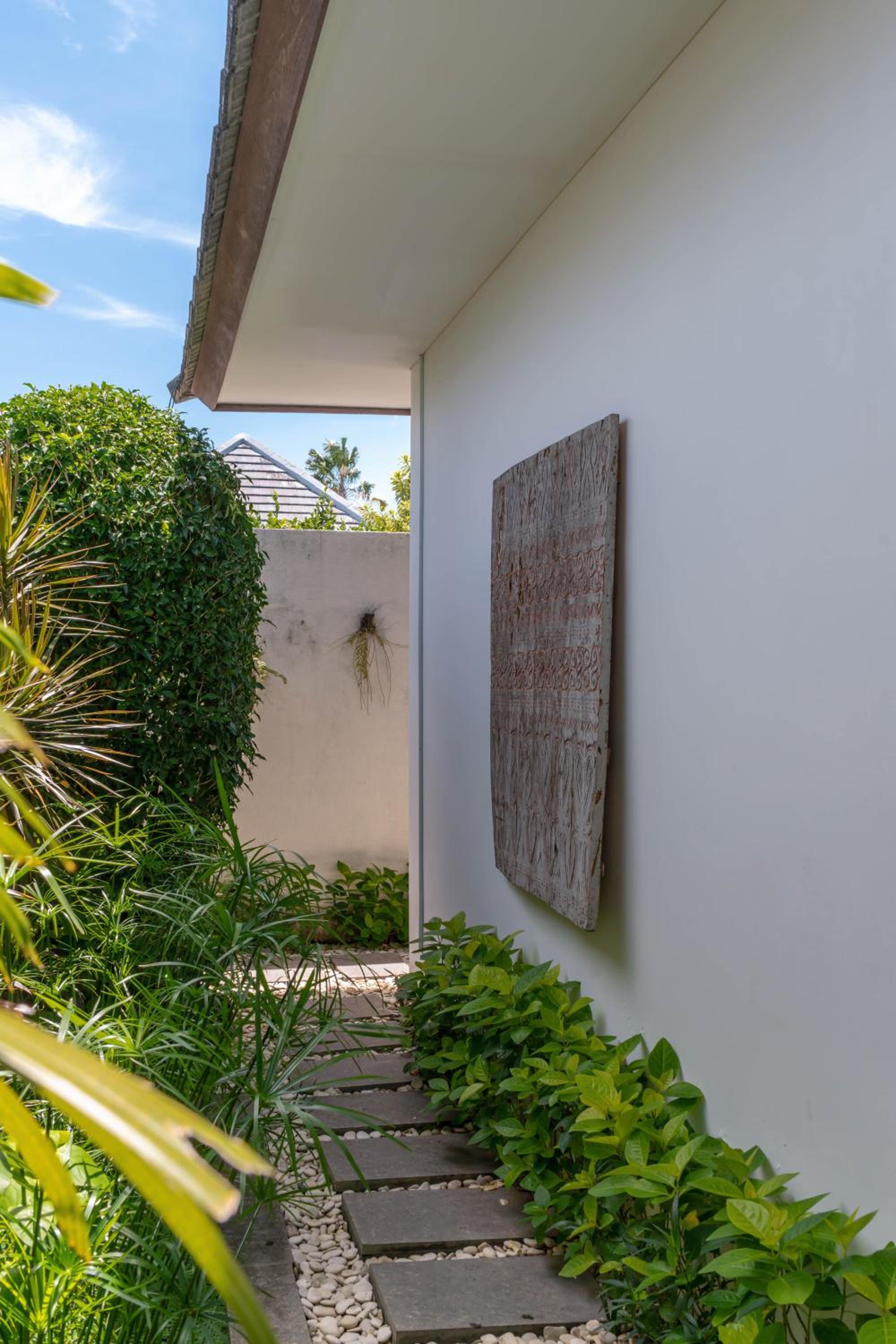 Villa Cempaka Ungu - Tranquil & Chic Pool 4-Bedroom Villa In The Heart Of Seminyak