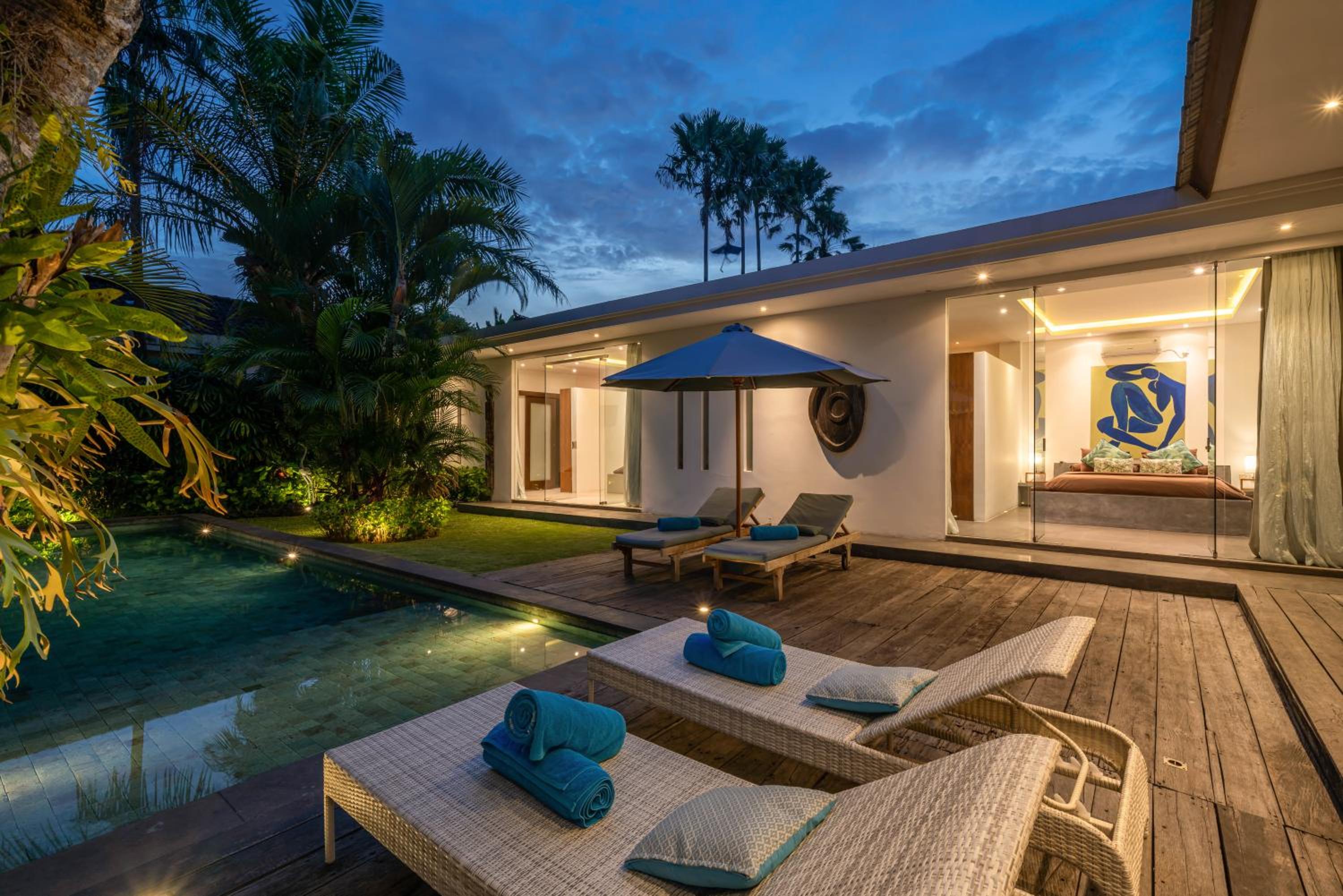 Villa Cempaka Ungu - Tranquil & Chic Pool 4-Bedroom Villa In The Heart Of Seminyak