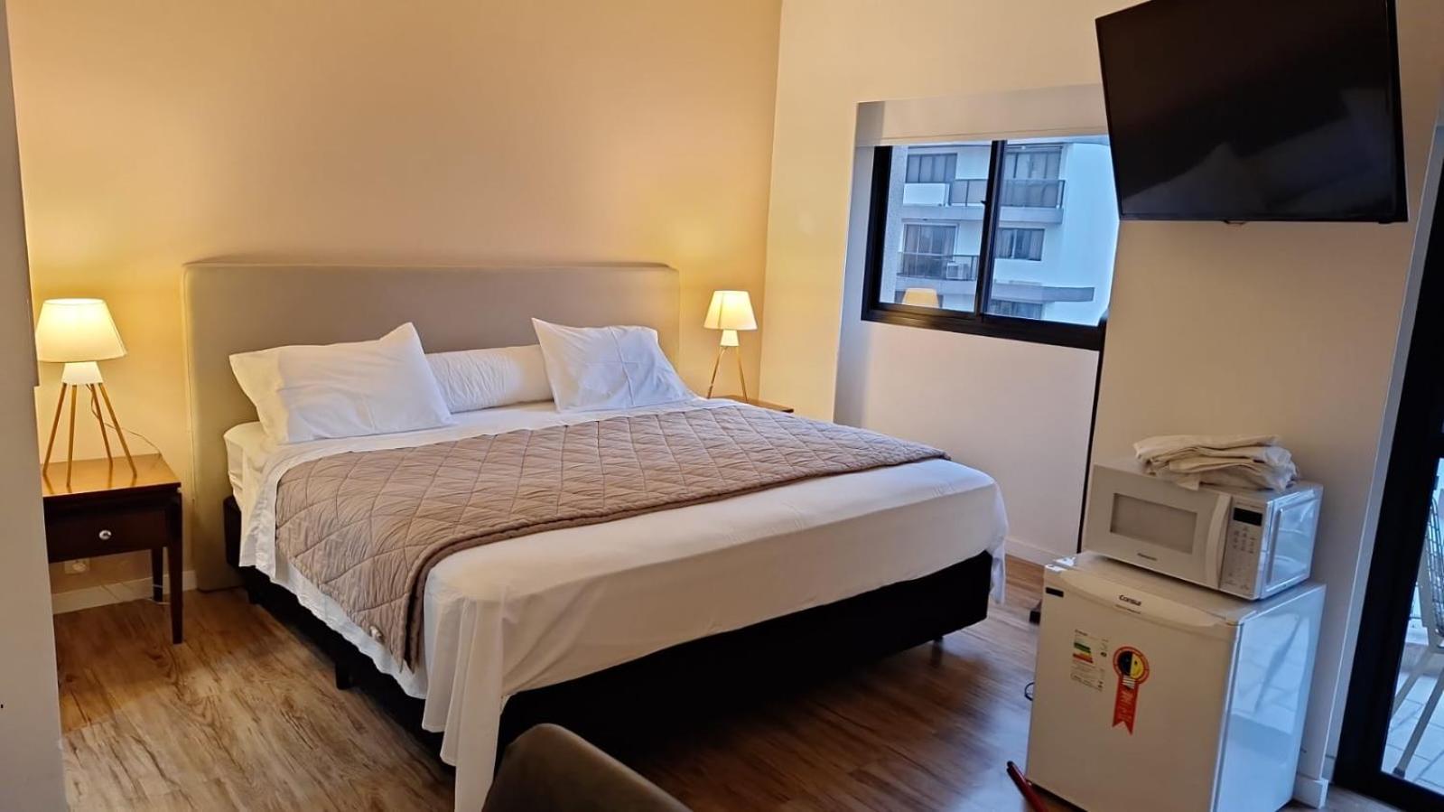 LUXUOSO HOTEL -ITAIM BIBI COM FARIA LIMA PISCINA AQUECIDA E SAUNA com MANOBRISTA
