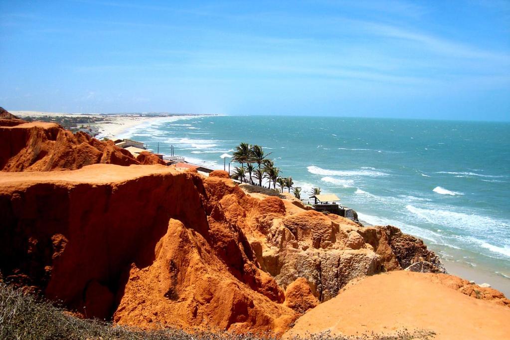 Casa Tuia Holiday Flat a 2km do centro e das falesias da Praia de Morro Branco