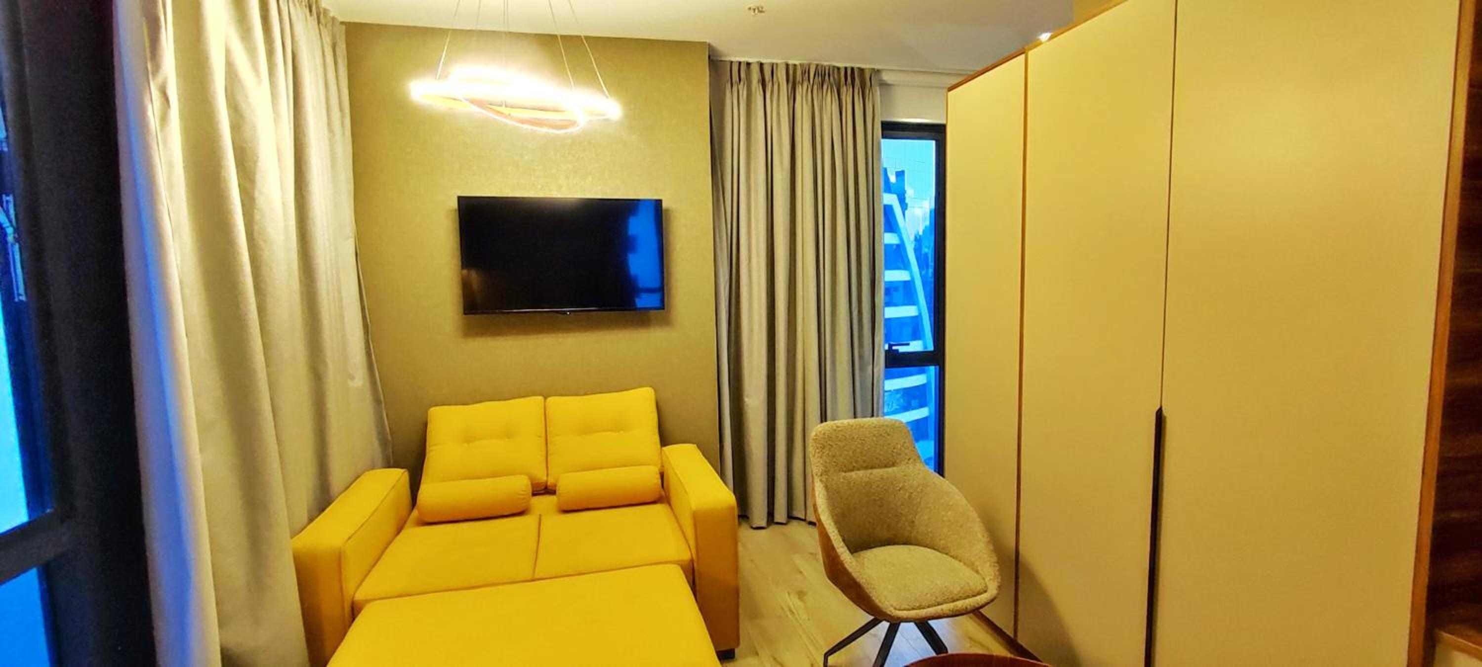 Republica del Salvador Coliving Ecuador XOE