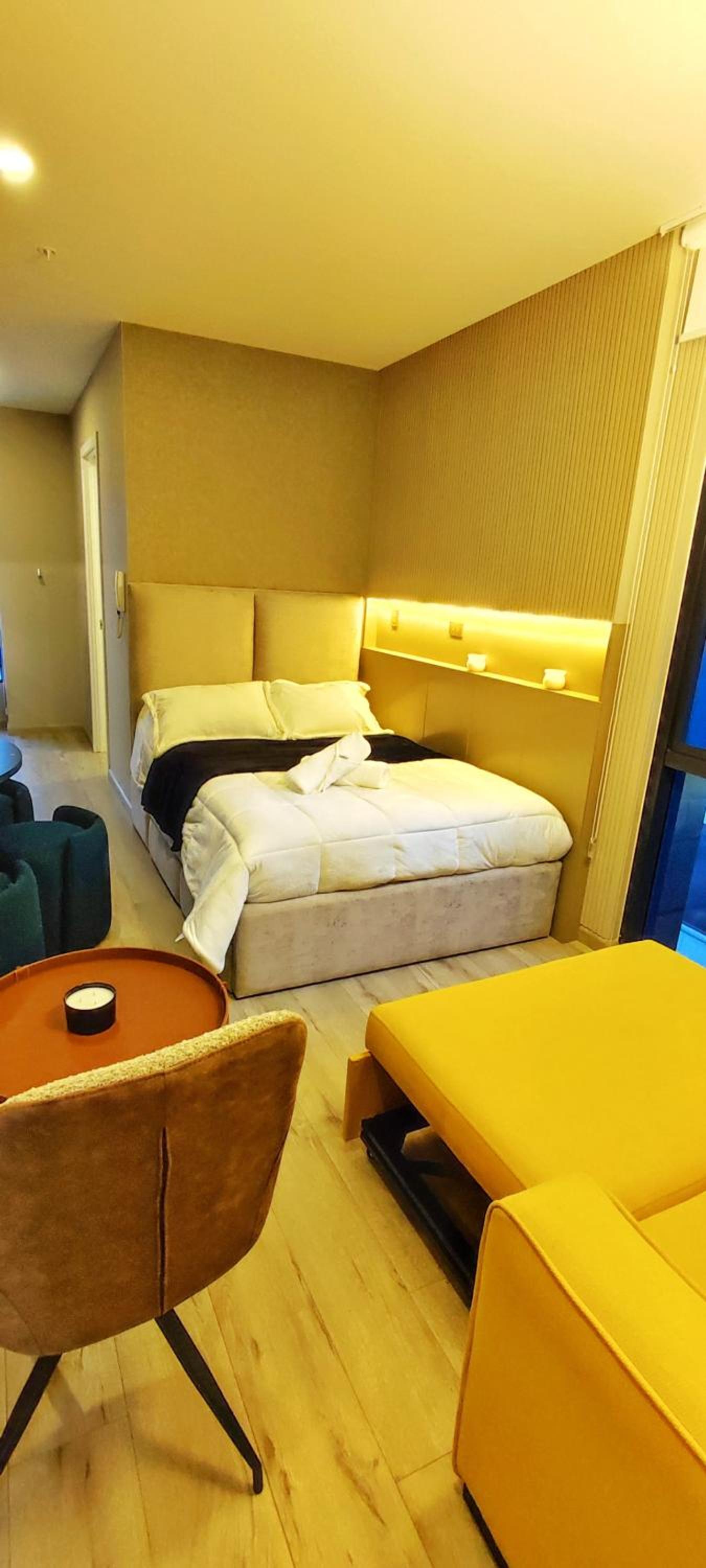 Republica del Salvador Coliving Ecuador XOE