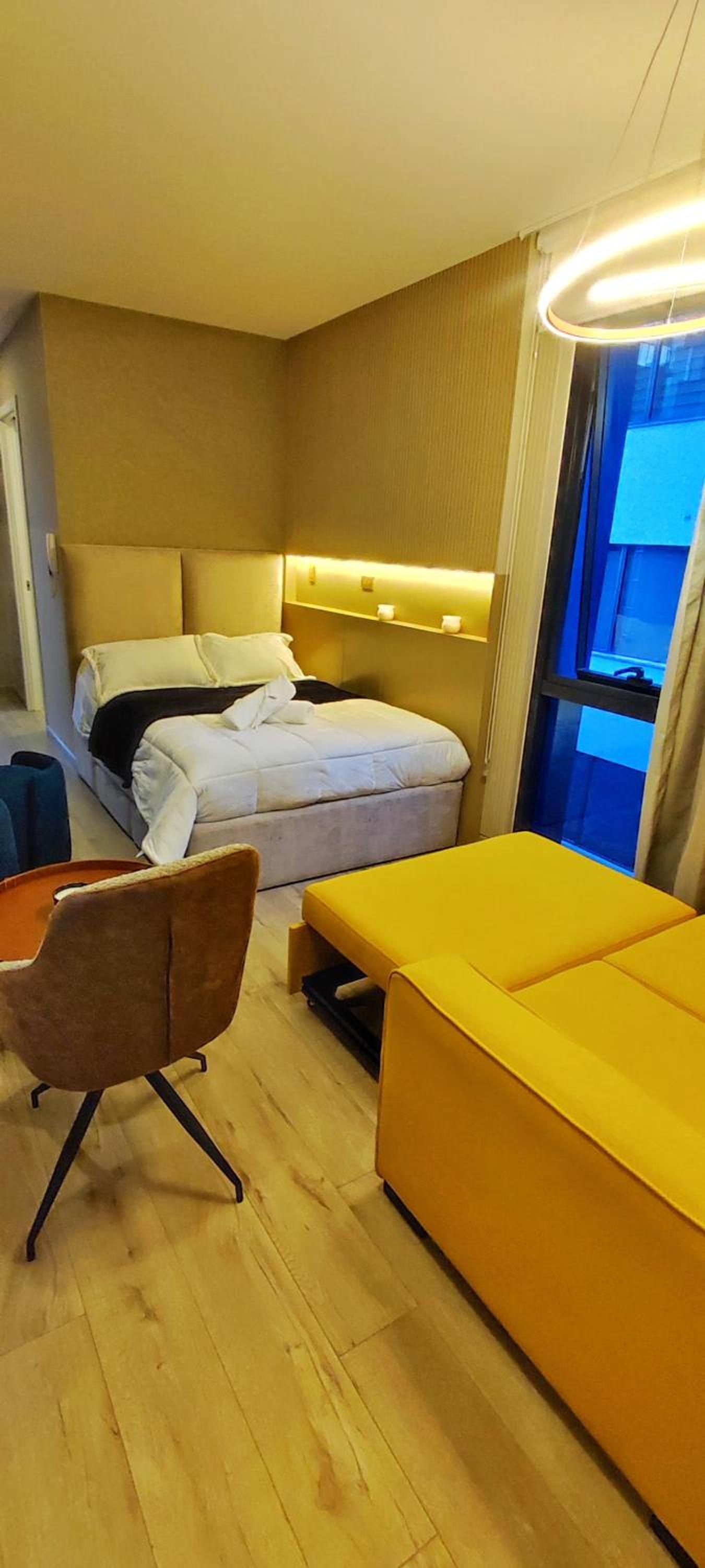 Republica del Salvador Coliving Ecuador XOE