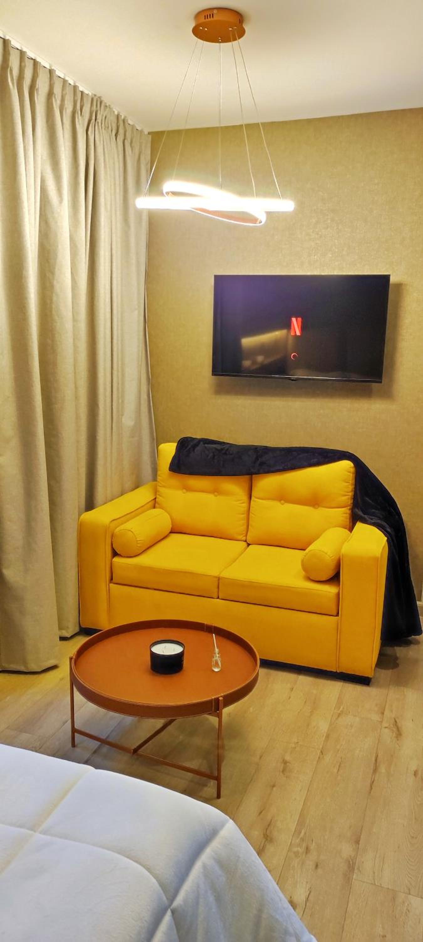 Republica del Salvador Coliving Ecuador XOE