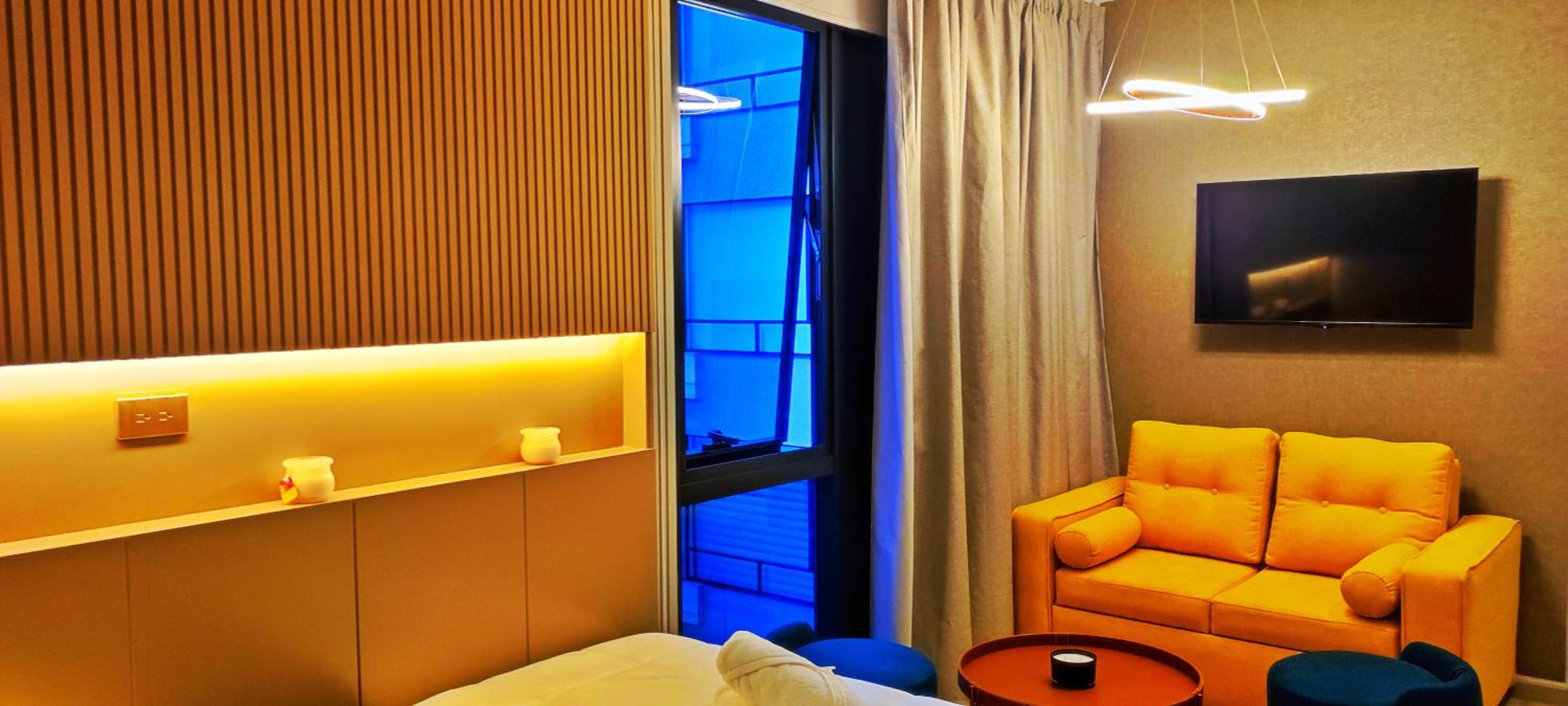 Republica del Salvador Coliving Ecuador XOE