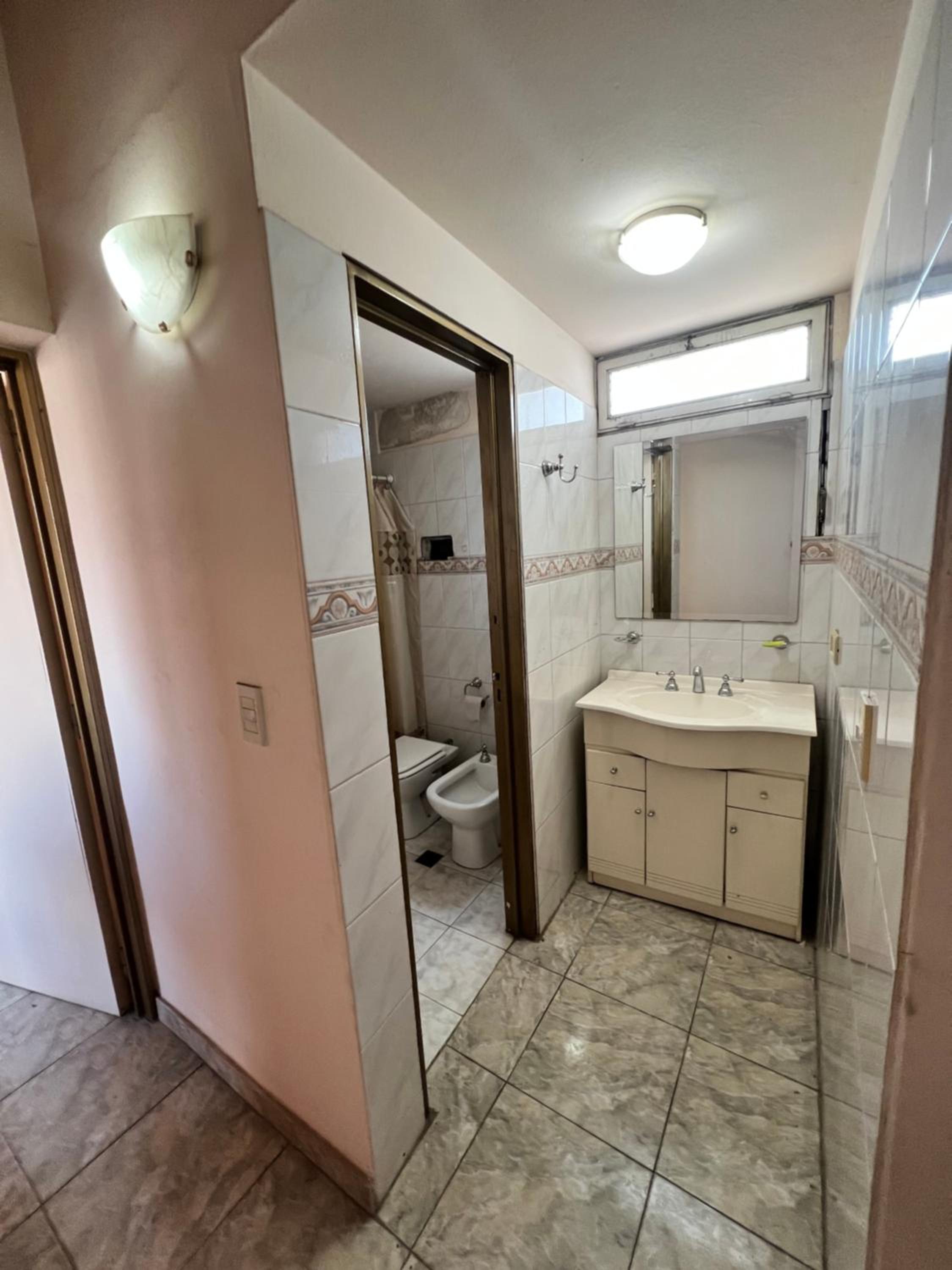 Duplex de 3 Habitaciones, 2 Baños, para 6 personas