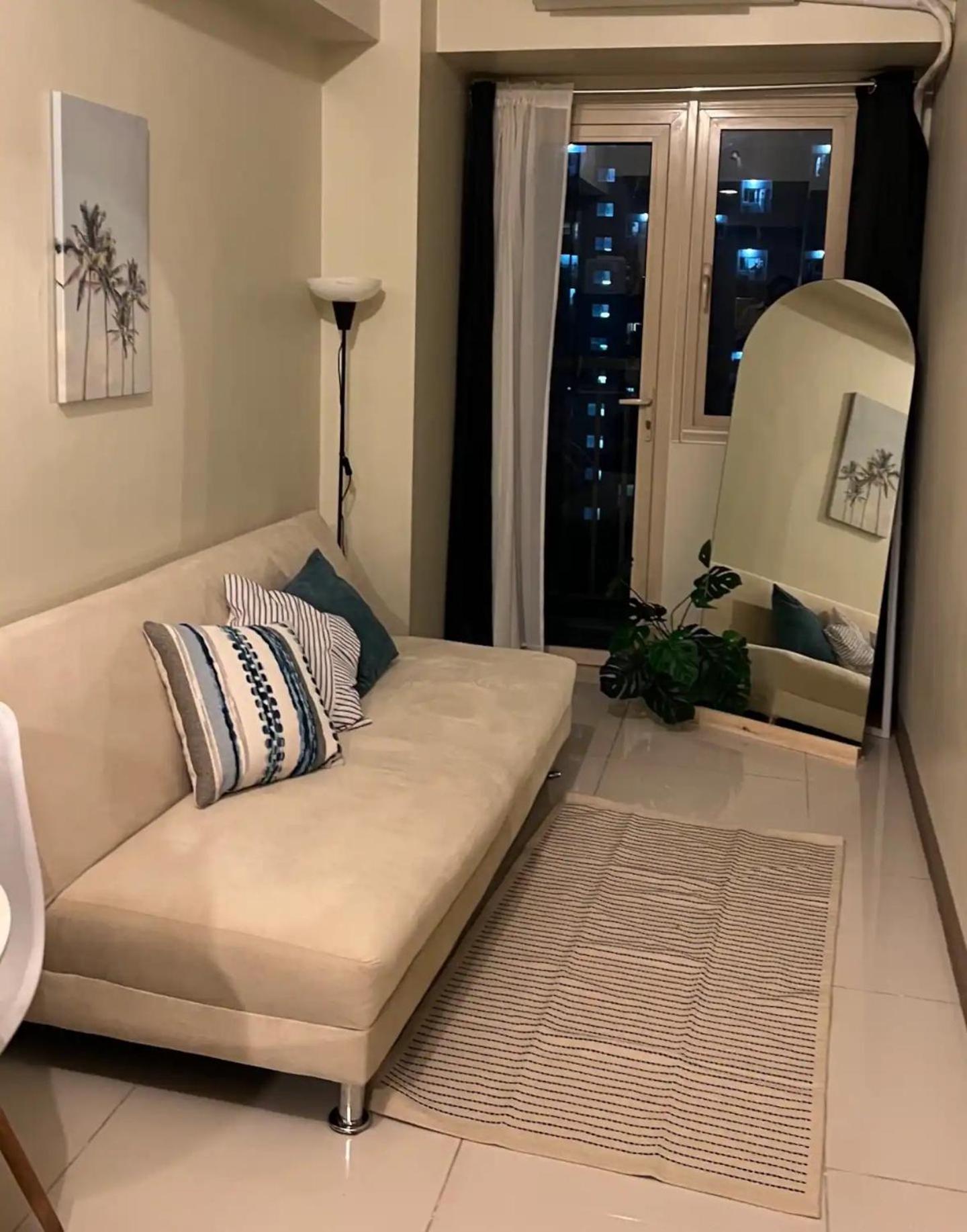 Aesthetic apartment w/ Netflix, near US Embassy view 5
