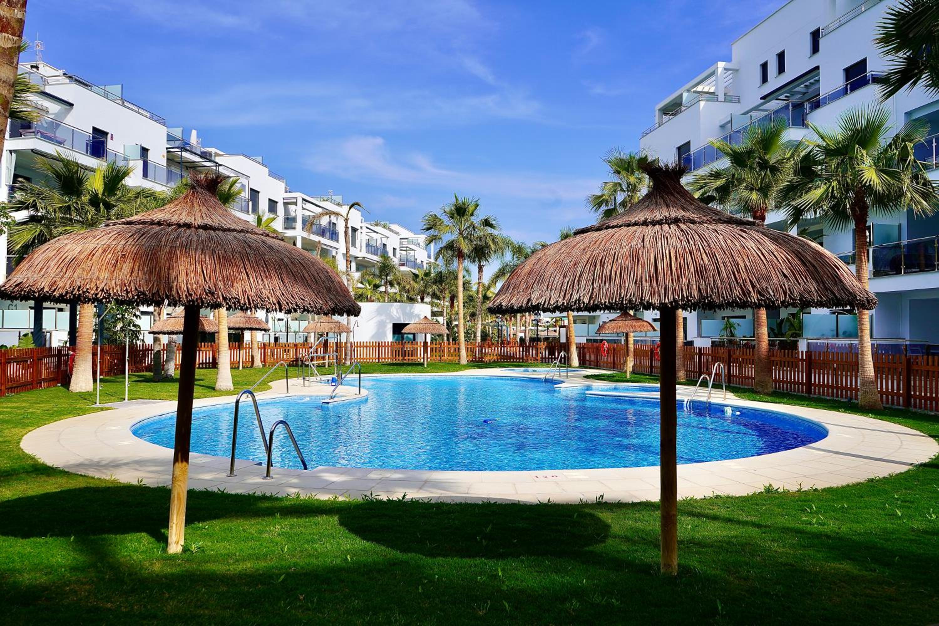 Aguacate Beach Apartamentos Playa Granada photo 4