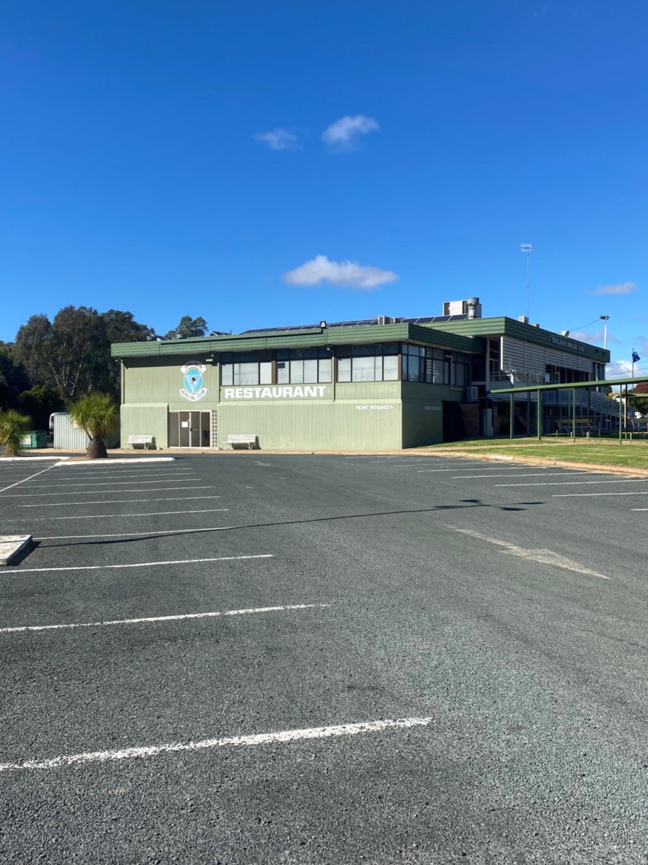 Deniliquin Country Club Motor Inn
