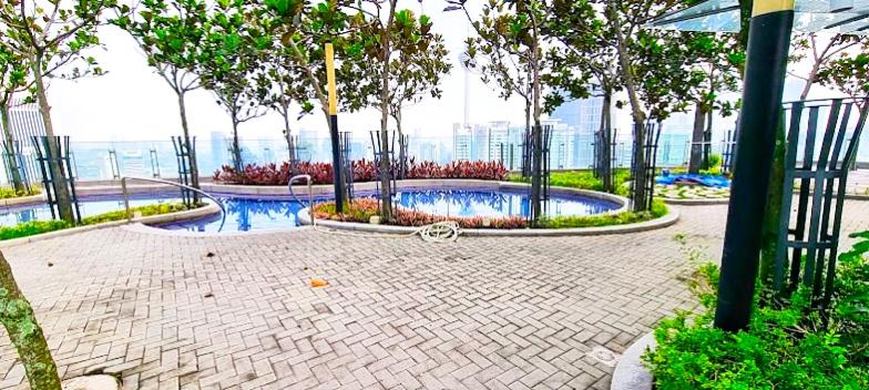 Robertson Apartment with City View