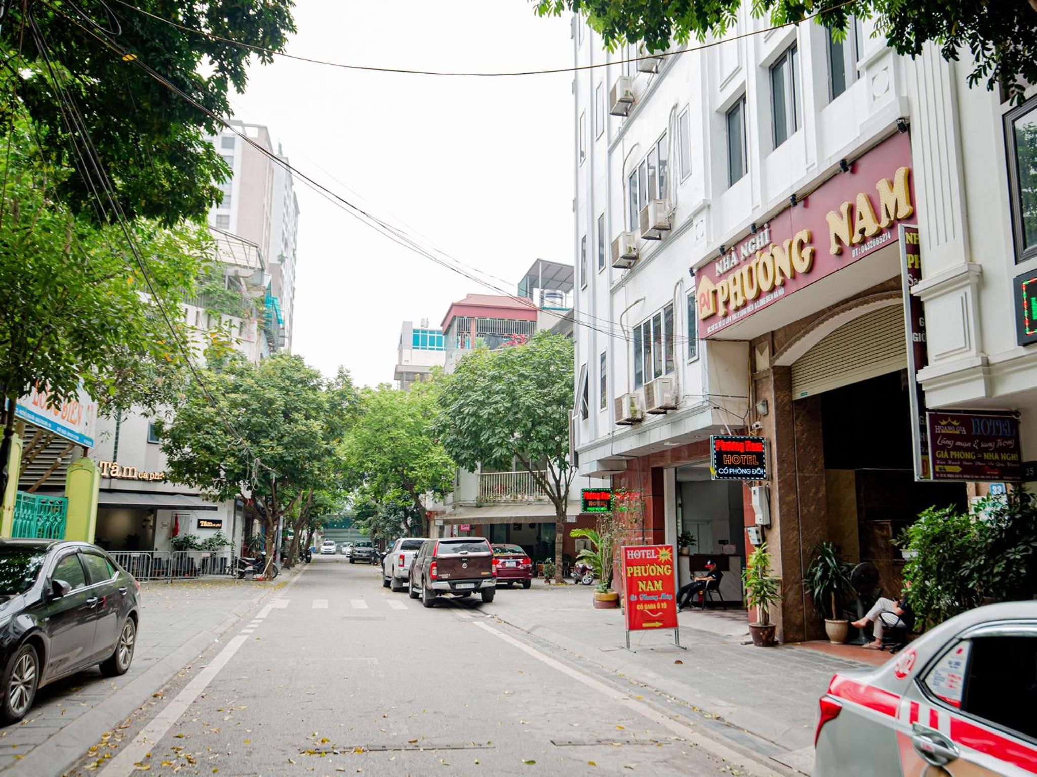 Phuong Nam Hotel Aeon Mall Long Bien