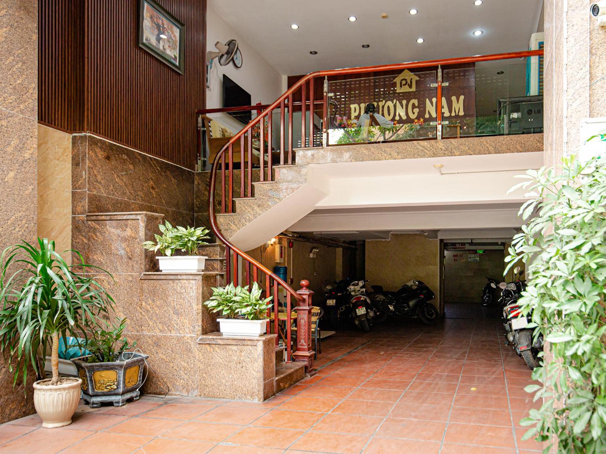 Phuong Nam Hotel Aeon Mall Long Bien