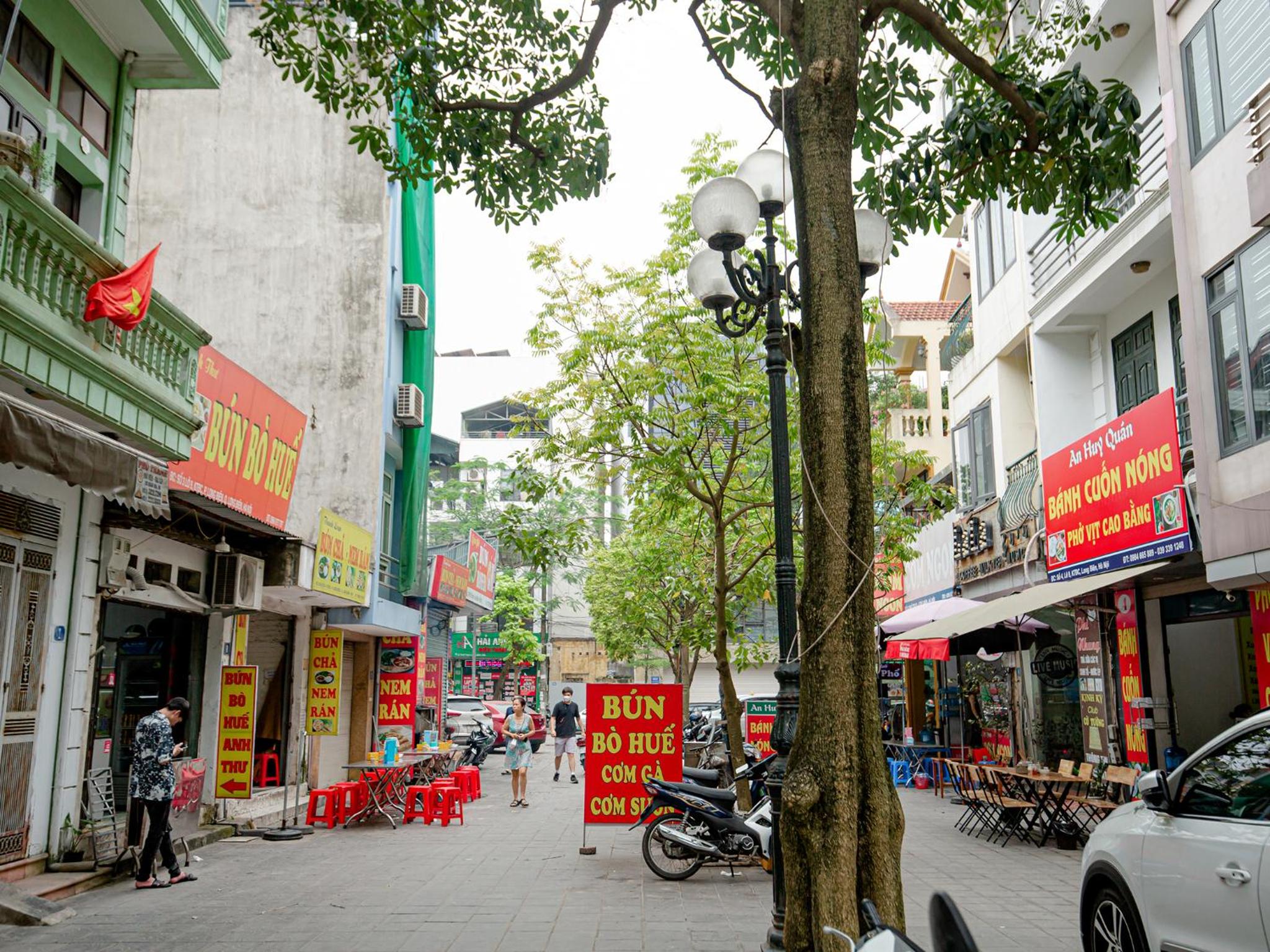 Phuong Nam Hotel Aeon Mall Long Bien