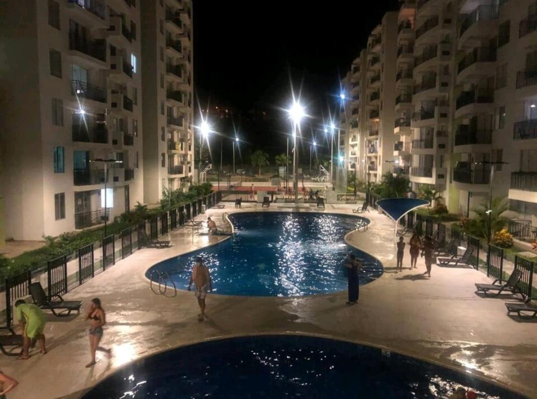 Apartamento full amoblado ricaurte