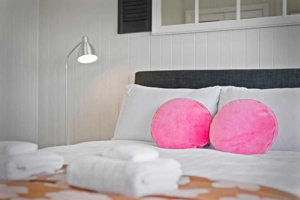 The Quince Cottage - 2 Bedrooms