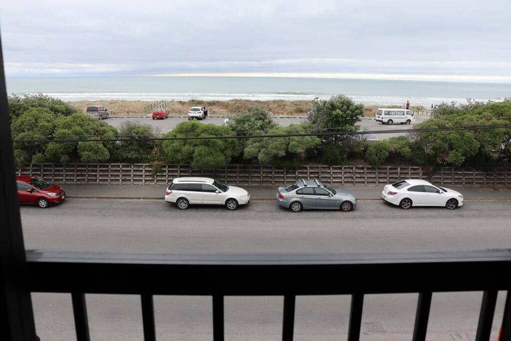 Seaviews on Marine Parade view 3