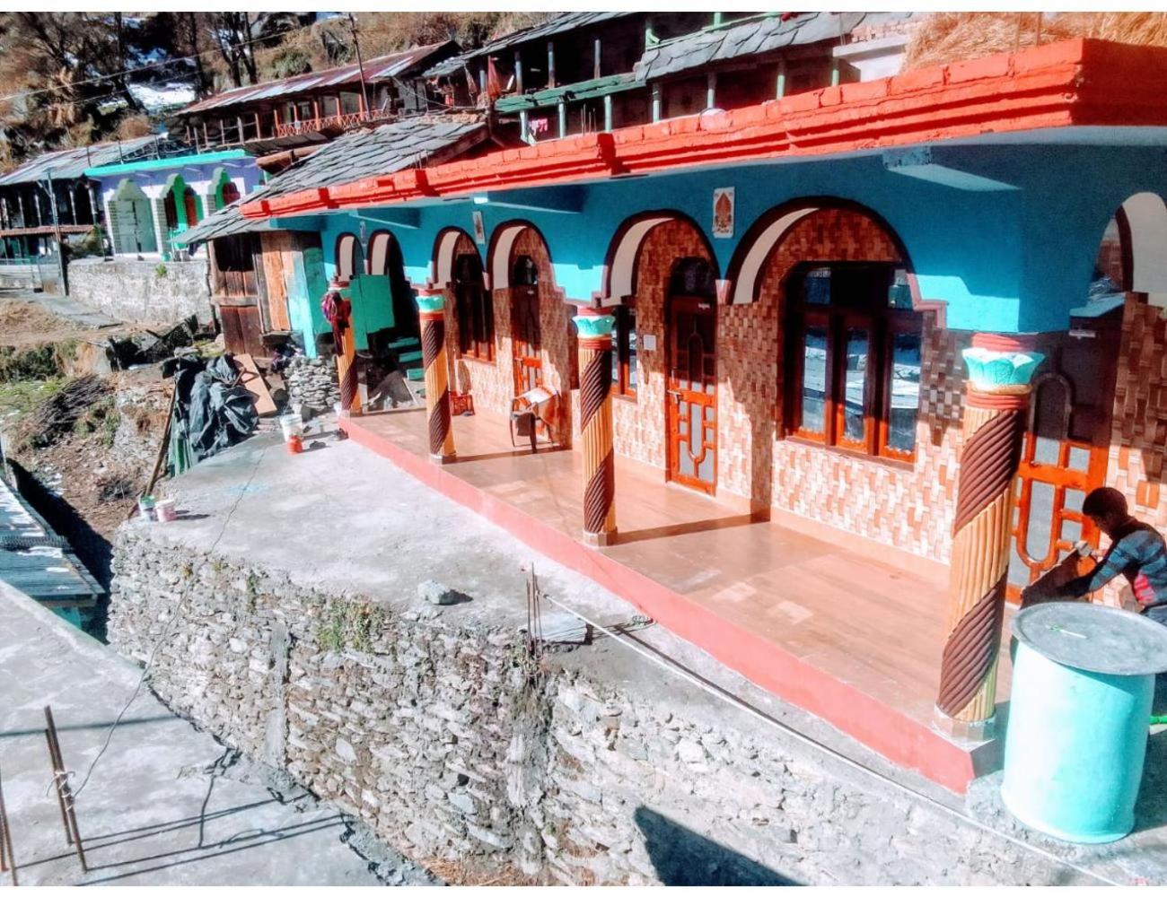 Himanshu Priyanshu home stay, Gangnani view 5