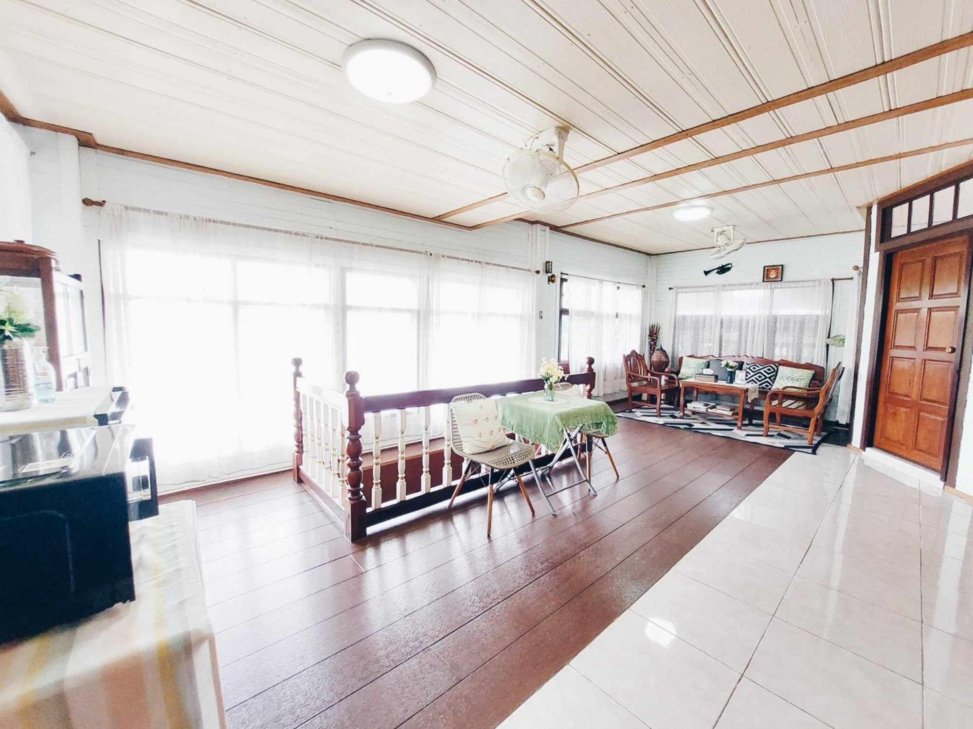Green Riverside Homestay