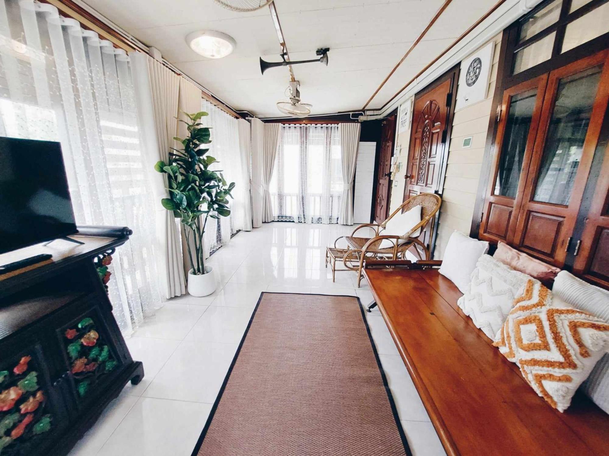 Green Riverside Homestay