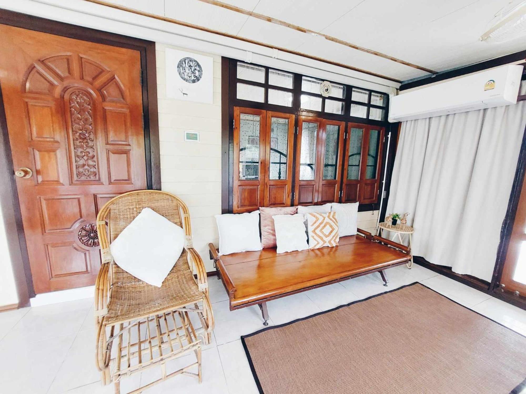 Green Riverside Homestay