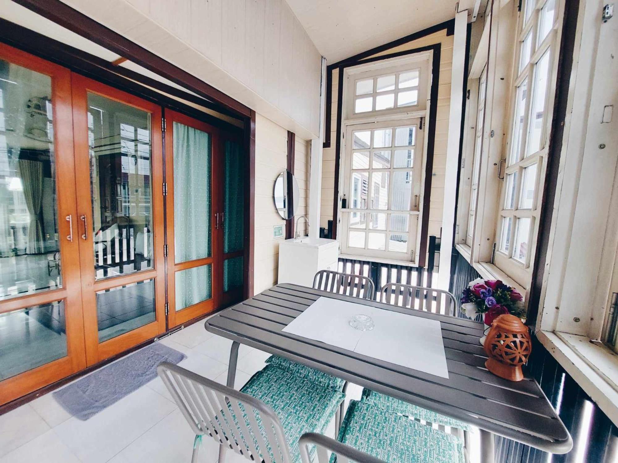 Green Riverside Homestay