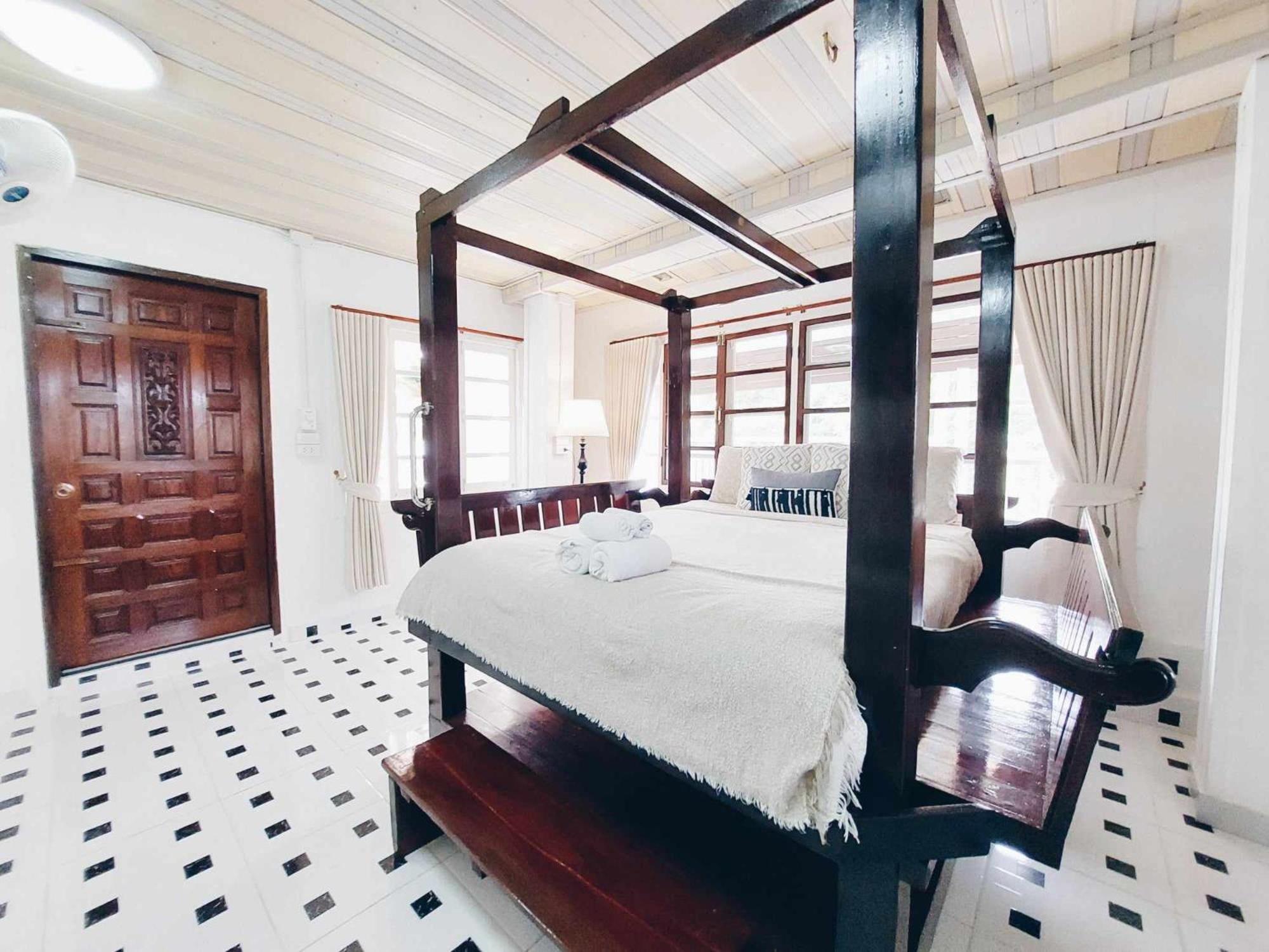 Green Riverside Homestay