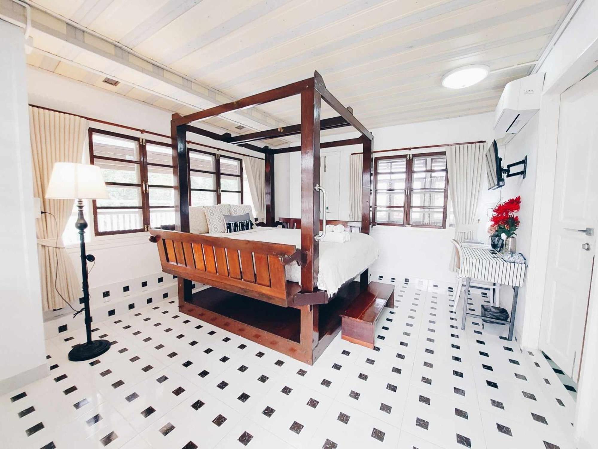 Green Riverside Homestay