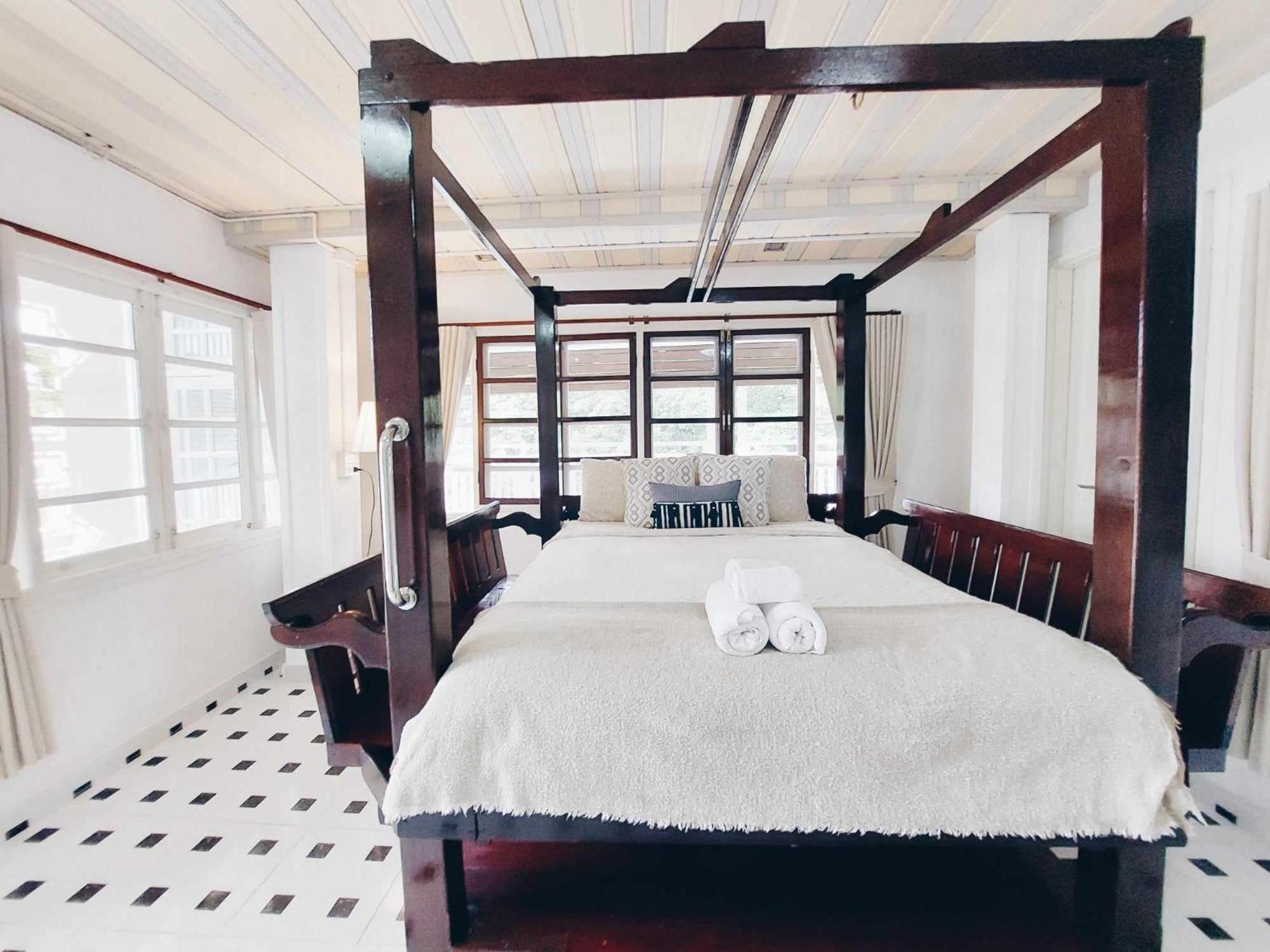 Green Riverside Homestay