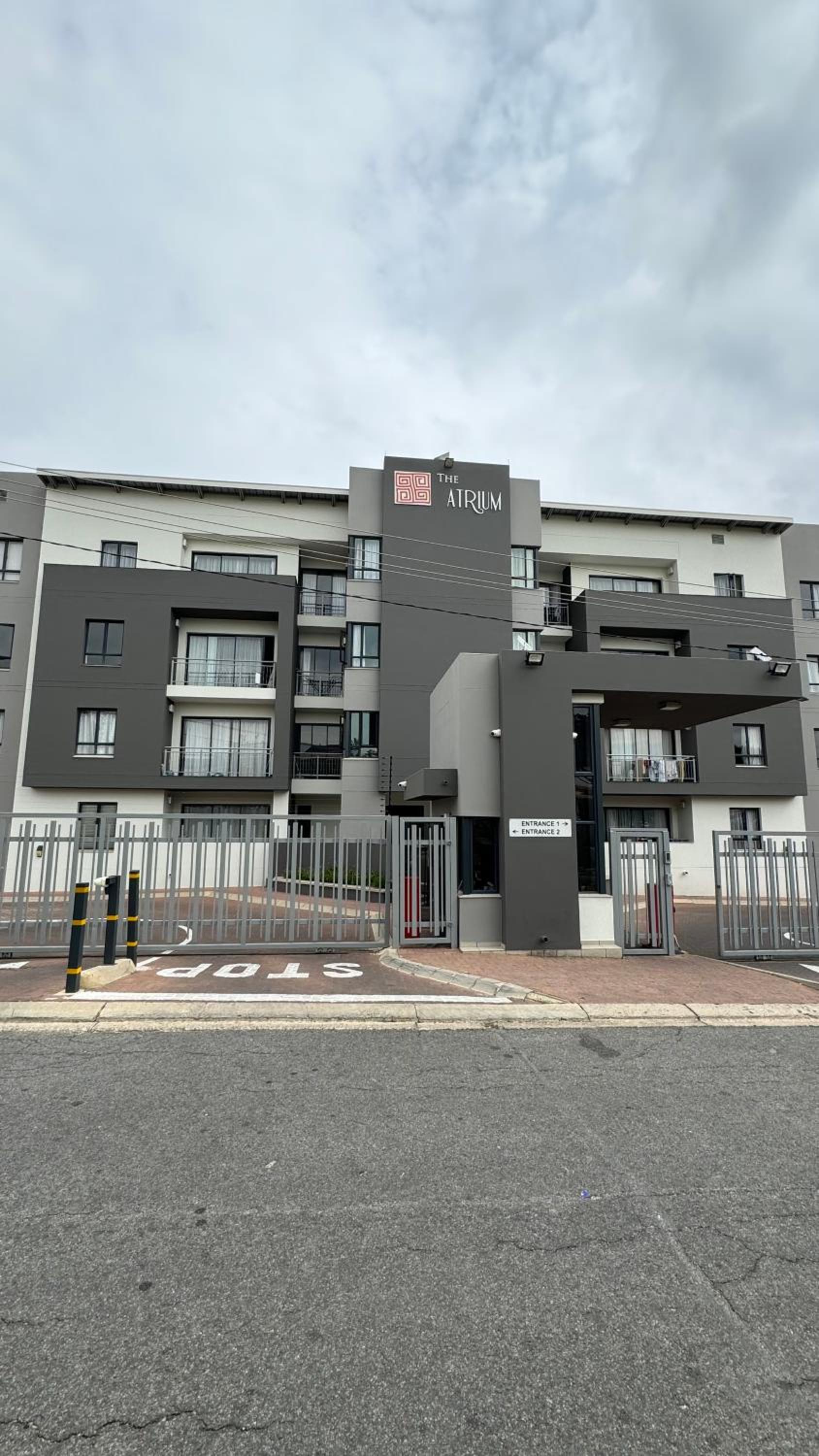 Johannesburg Vacations - DDLuxury Rivonia Apartments with inverter - Property Image 17