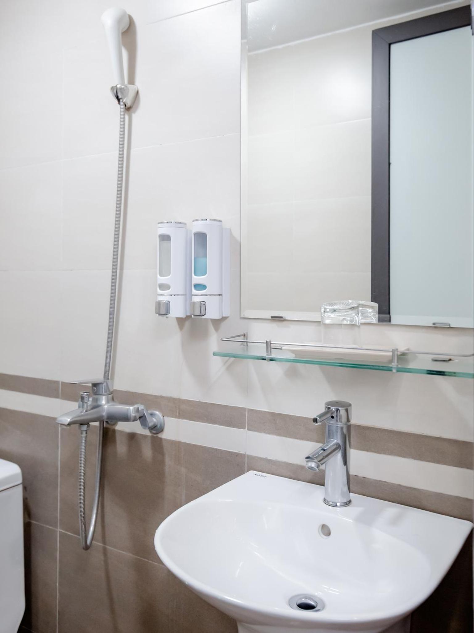 Phuong Nam Luxury Hotel Long Bien