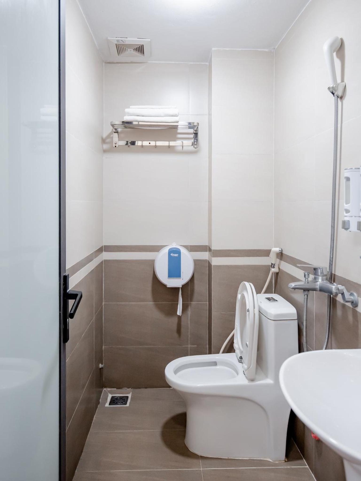Phuong Nam Luxury Hotel Long Bien