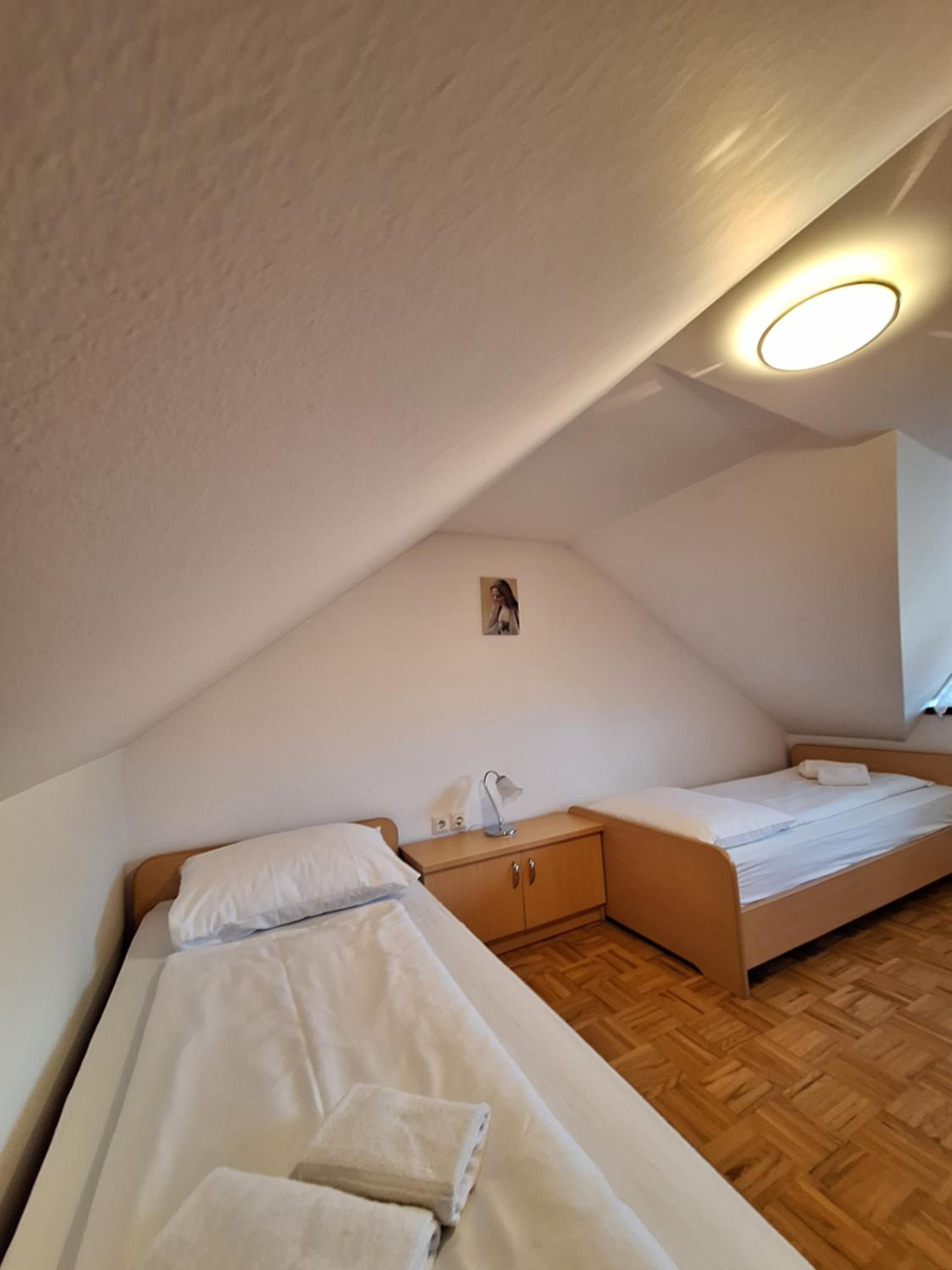 Župnijski apartmaji view 3