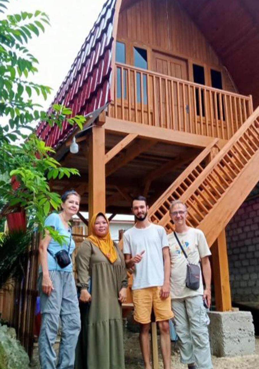 Pondok Wisata Hiu Paus Botubarani gorontalo view 3