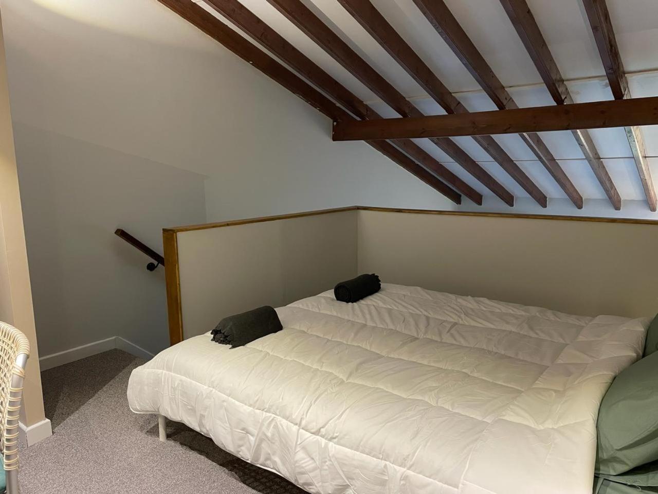 Calming Mountain View Apt with Balcony & Free Parking near Kakopetria
