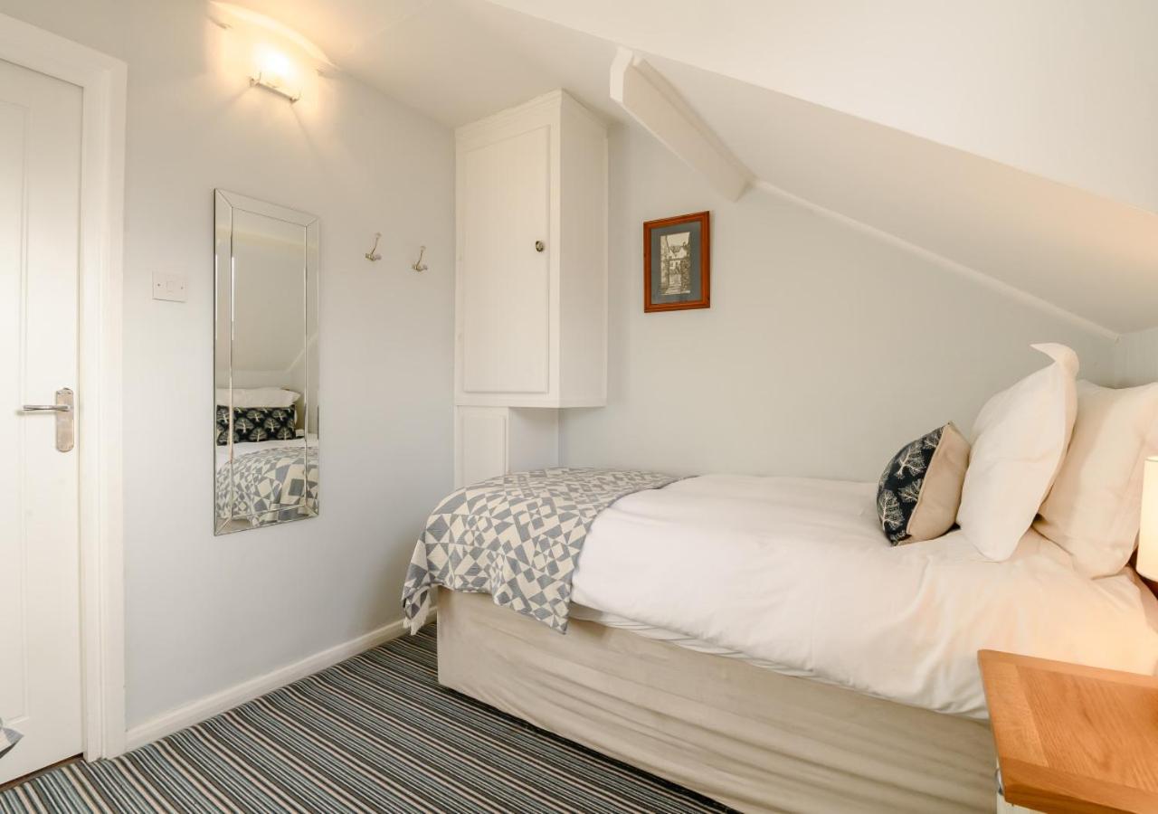 1 Bed in Whitby oc-w204 view 3