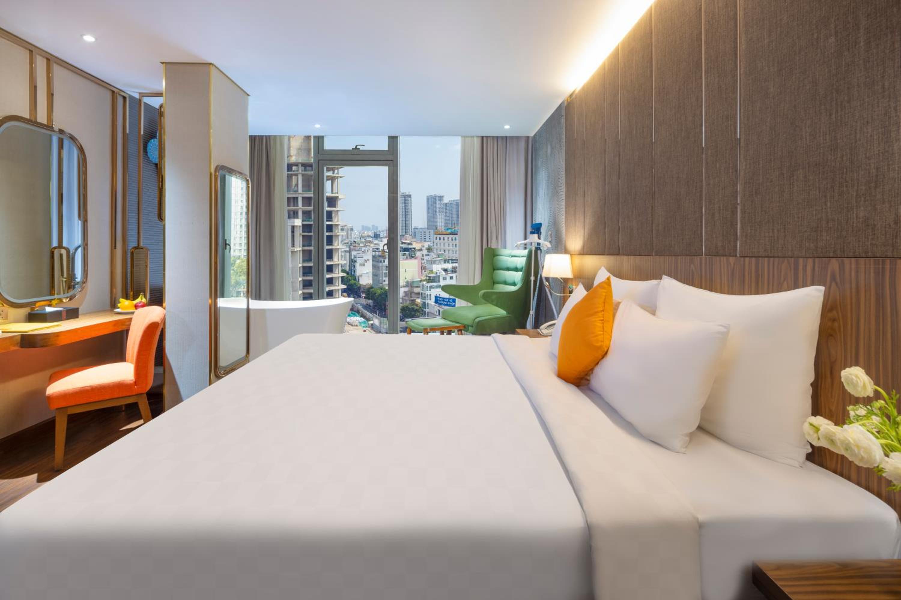 Winsuites Sai Gon Hotel 37