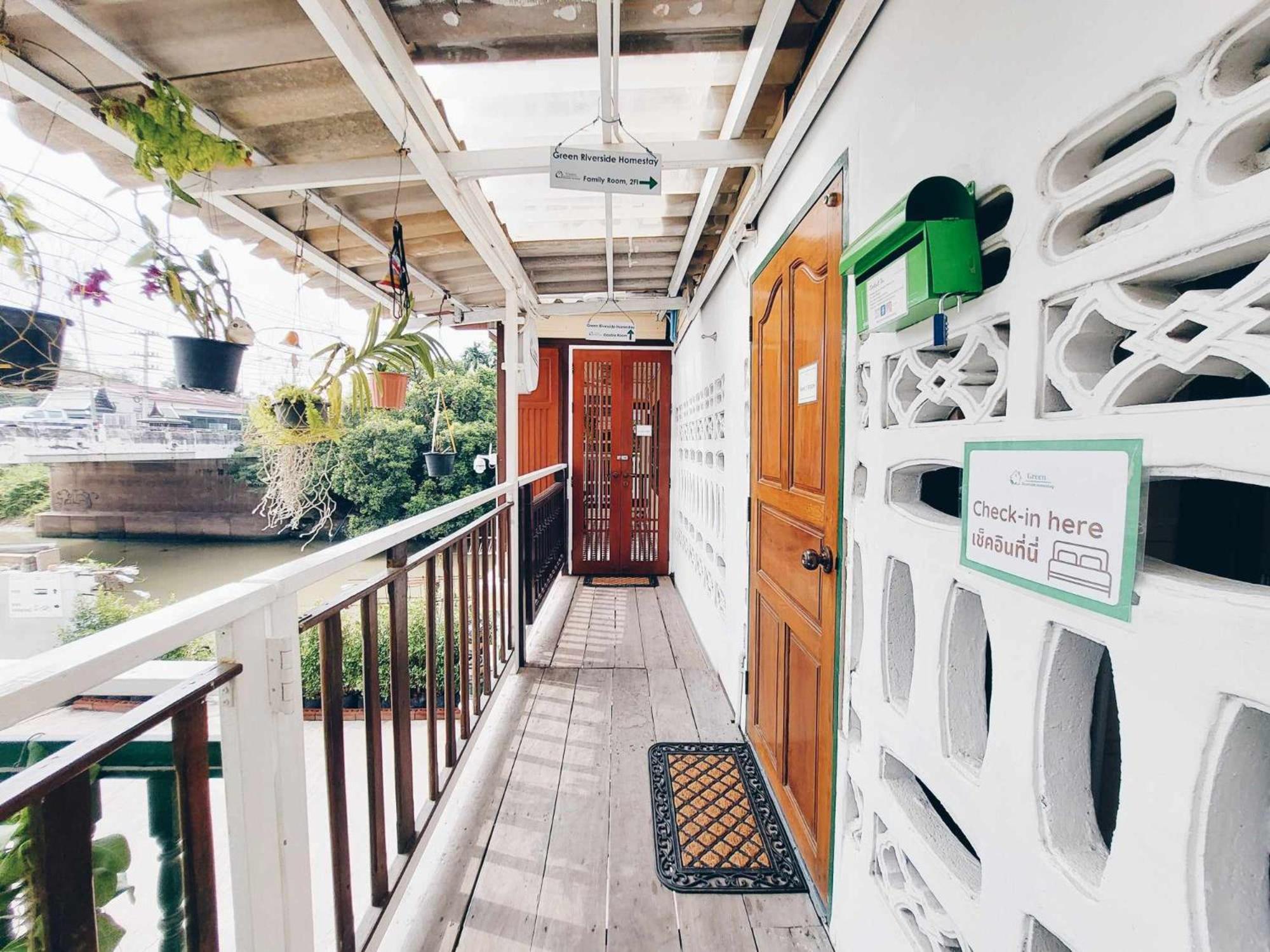 Green Riverside Homestay
