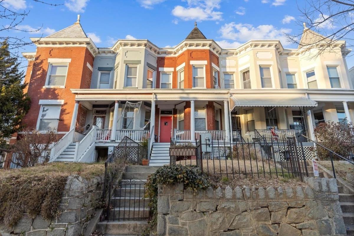 Entire 1-BR Apt in NoMa Eckington view 3