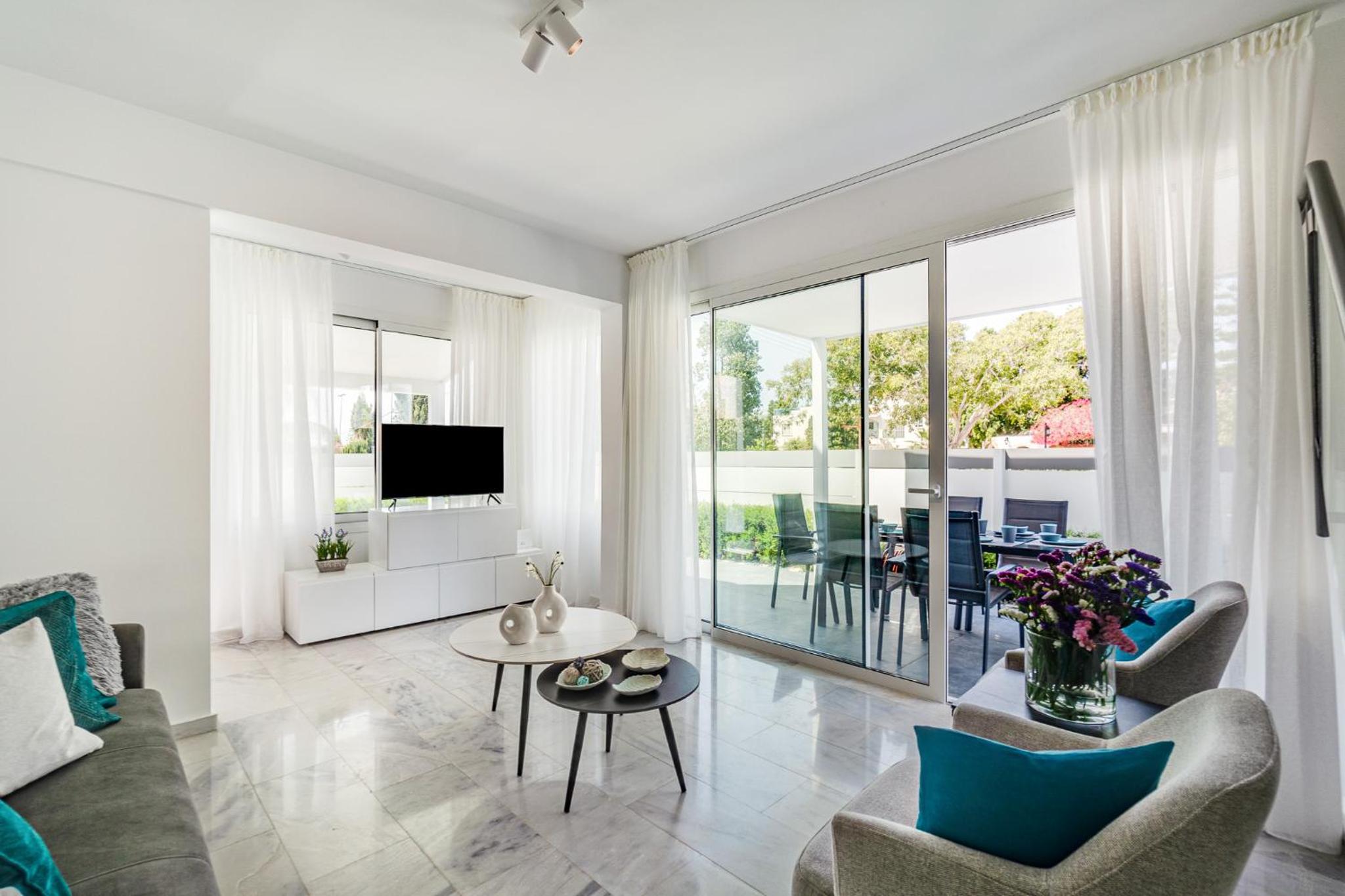 Luxurious ONE Maisonette by Ezoria Villas